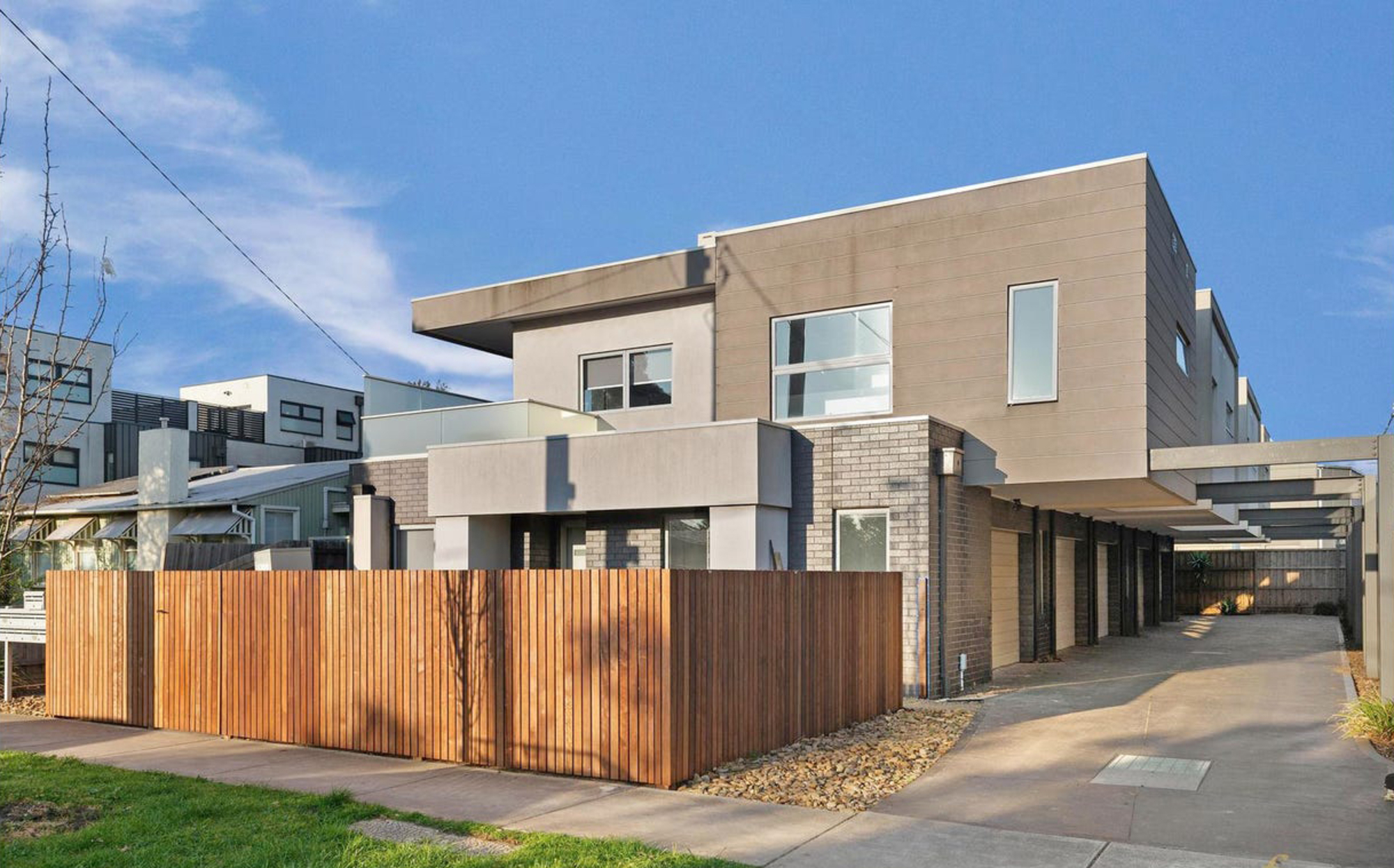 UNIT 4 10 LORENSEN AV, Coburg North, North Melbourne, 0 Kuwarto, 0 Banyo, Townhouse
