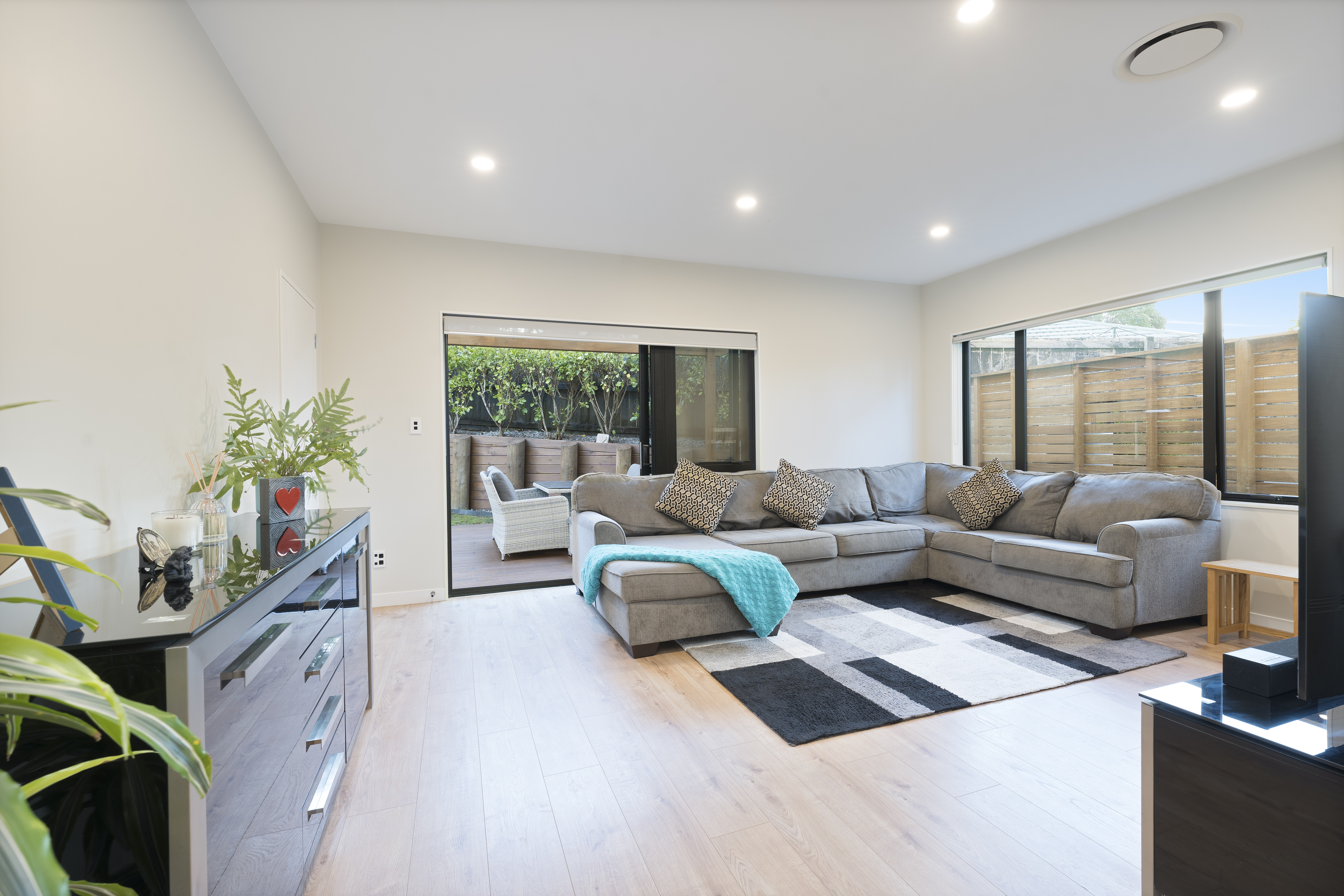 23b Westgate Drive, Westgate, Waitakere City, 4房, 2浴, House