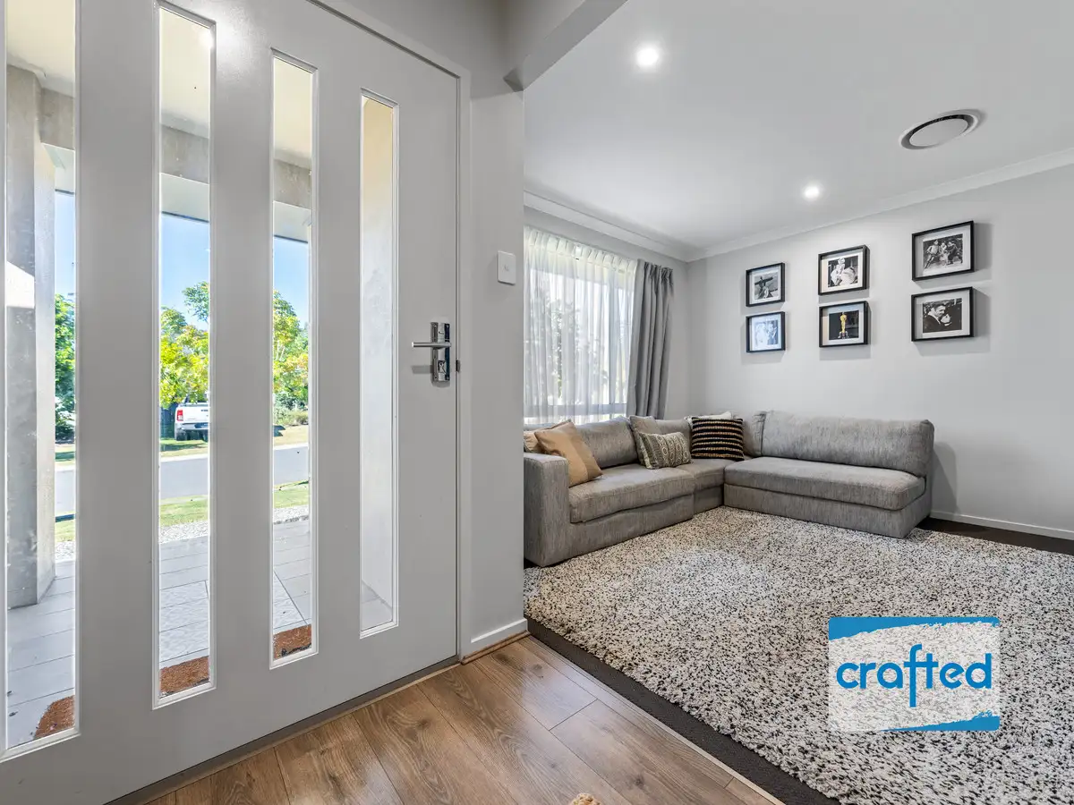 5 AMAZON WAY, GREENBANK QLD 4124, 0房, 0浴, House