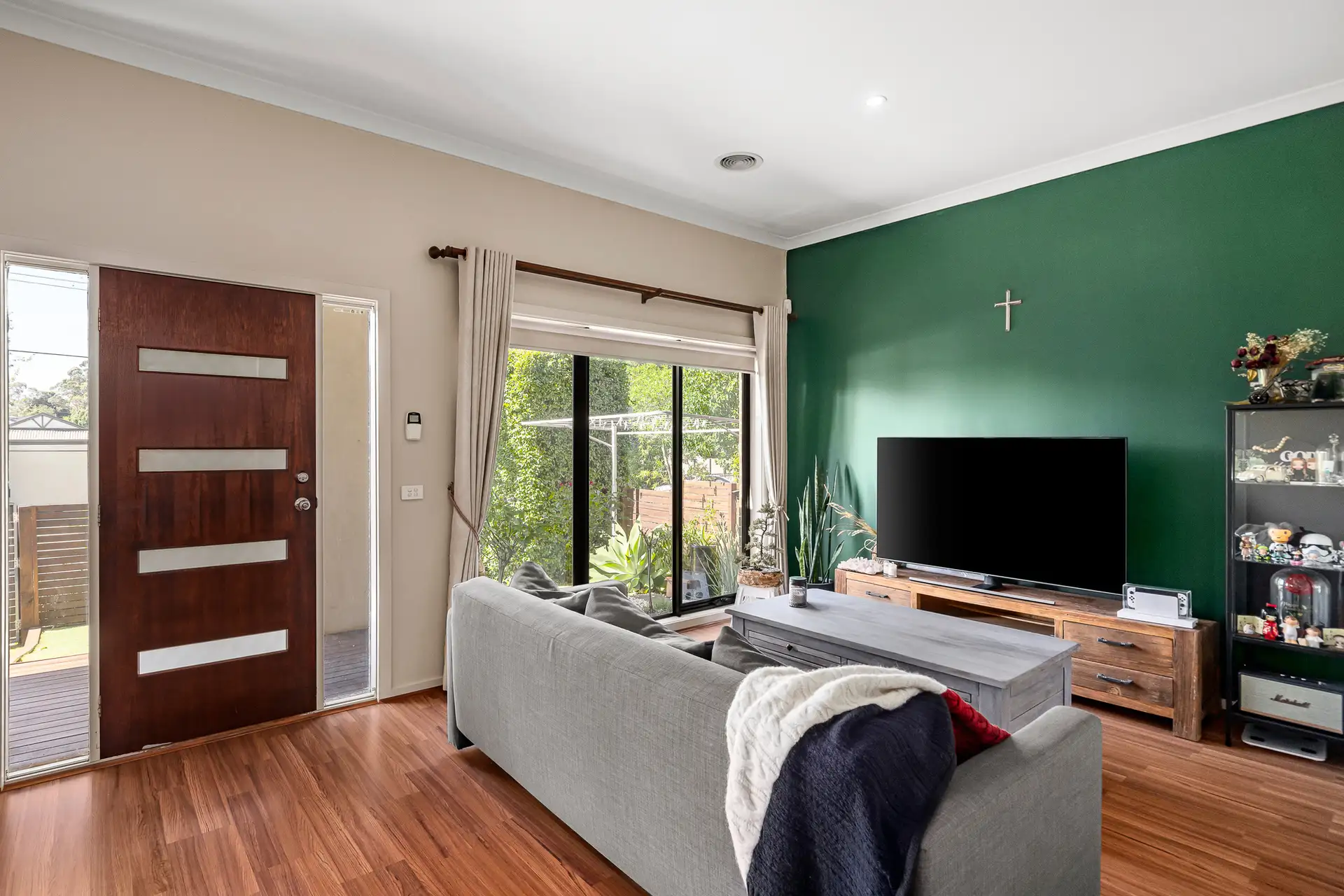 UNIT 2 4 KOROIT ST, Nunawading, East Melbourne, 0部屋, 0バスルーム, Townhouse