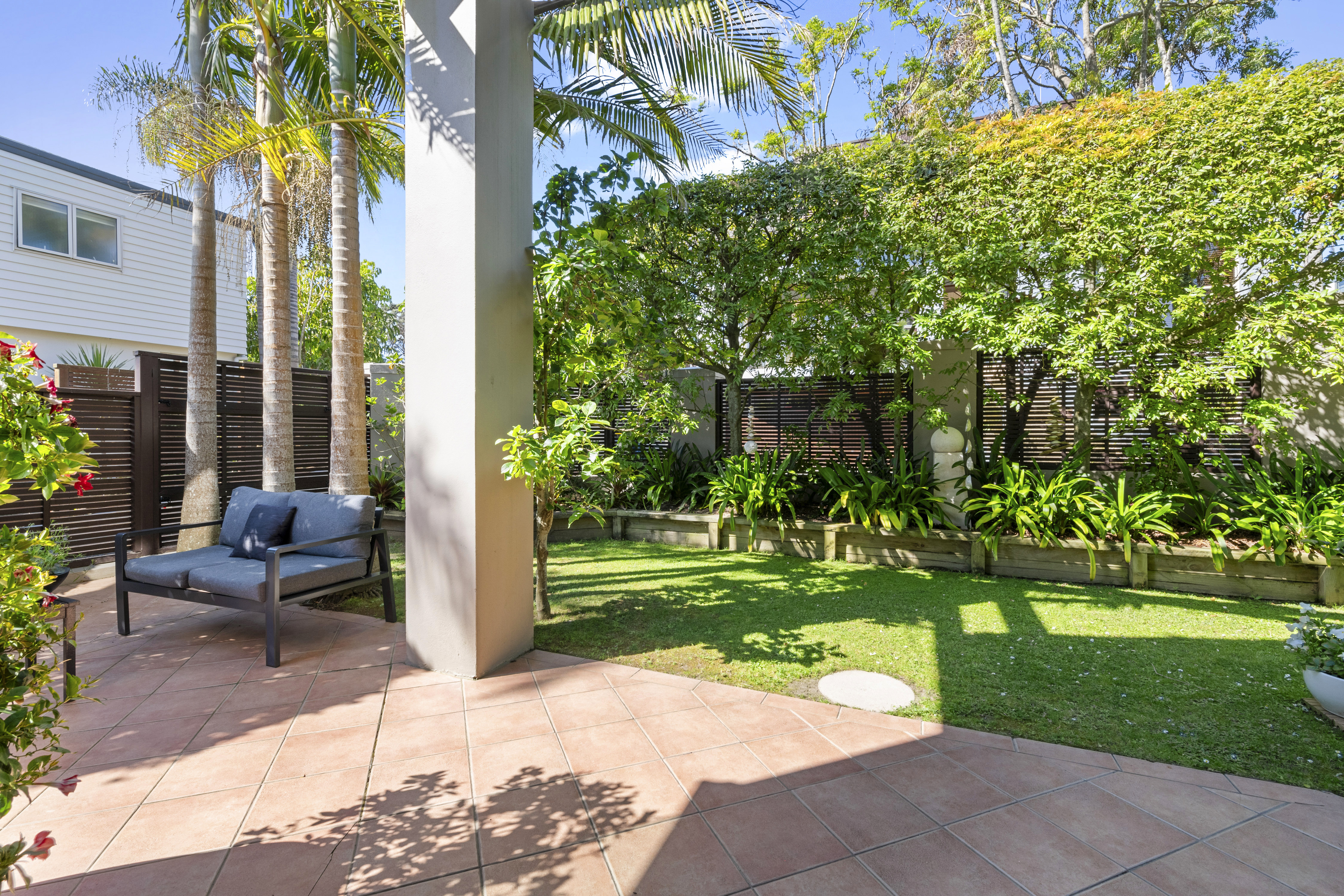 2/2 The Esplanade, Castor Bay, North Shore City, 4 chambres, 0 salles de bain, House