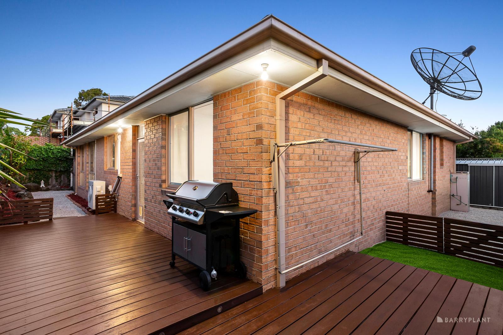 UNIT 2 11 CLARKE ST, Templestowe, Inner East Melbourne, 0部屋, 0バスルーム, Unit