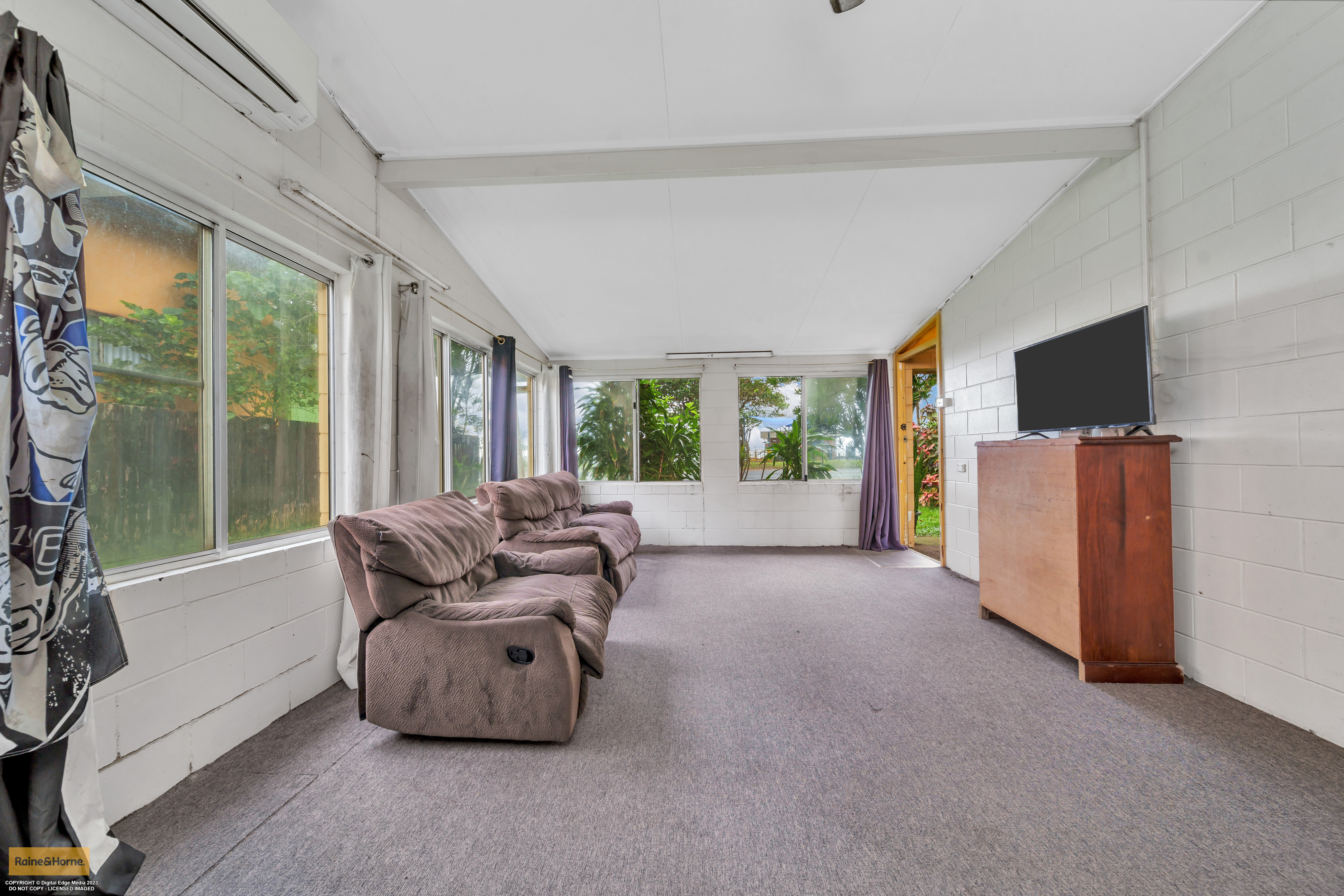 7 ELIZABETH ST, Flying Fish Point, Cairns, 0 rūma, 0 rūma horoi, House
