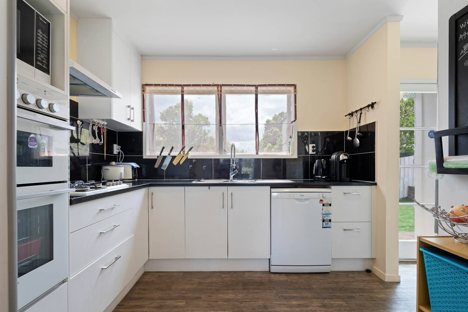 3 Pavola Grove, Glenfield, North Shore City, 3房, 1浴, House