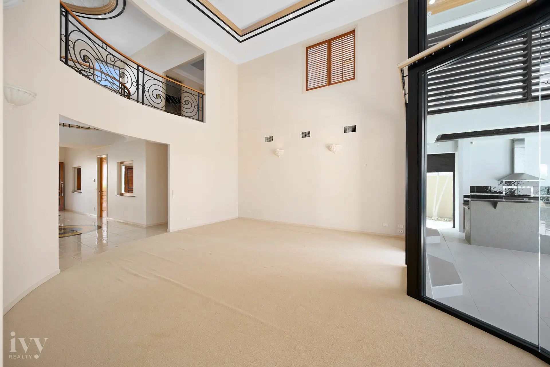 53 ROYAL ALBERT CR, Paradise Point, Gold Coast, 0 कमरे, 0 बाथरूम, House