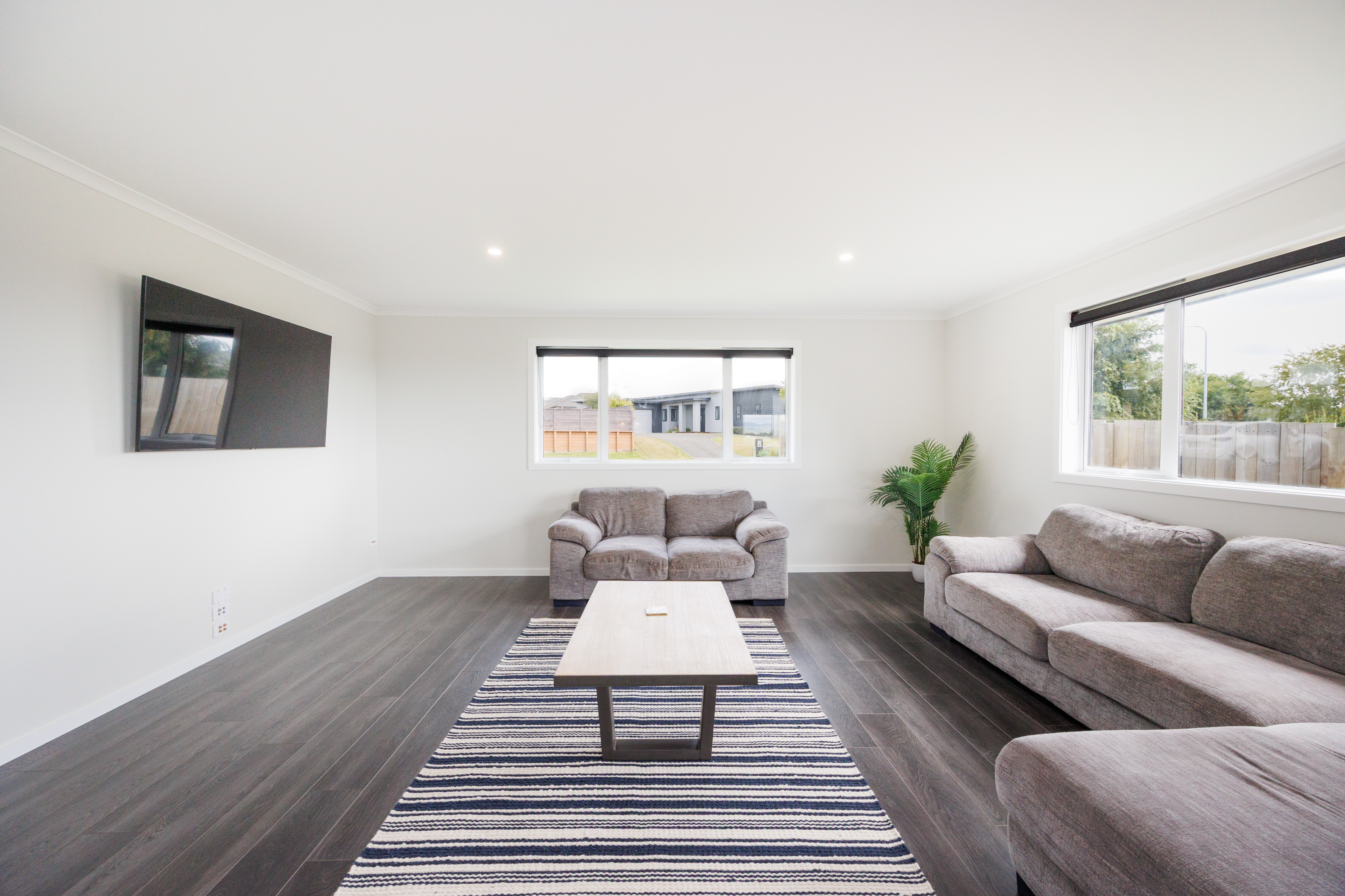 7 Gibraltar Way, Fitzherbert, Palmerston North City, 3部屋, 2バスルーム, House