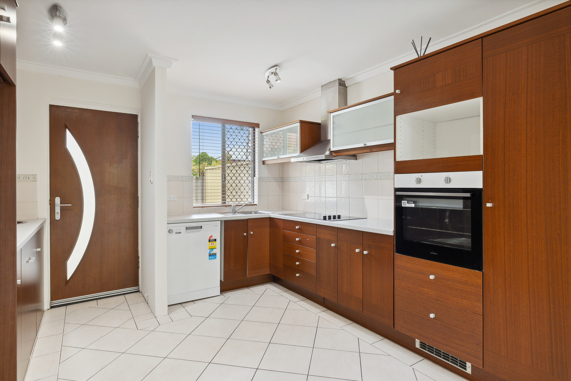 GULBERG UNIT 18 3 GEDDES ST, Victoria Park, South East Perth, 0 غرف, 0 حمامات, House