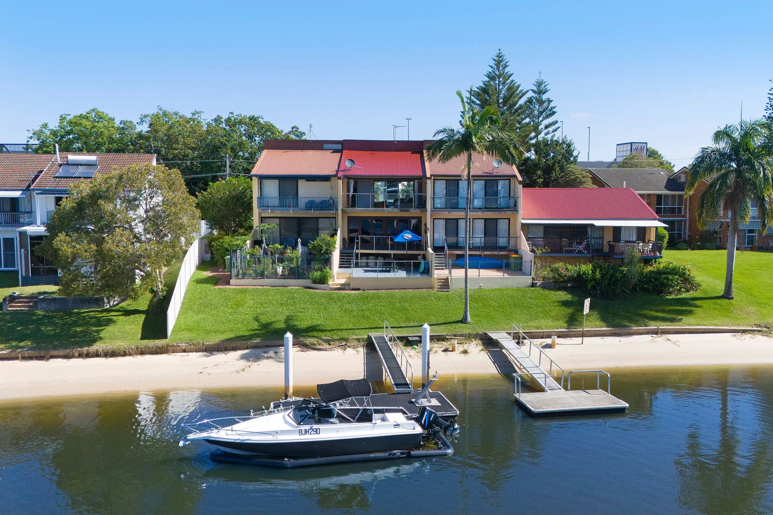 UNIT 2 23 HOOKER BVD, Broadbeach Waters, Gold Coast, 0部屋, 0バスルーム, Townhouse