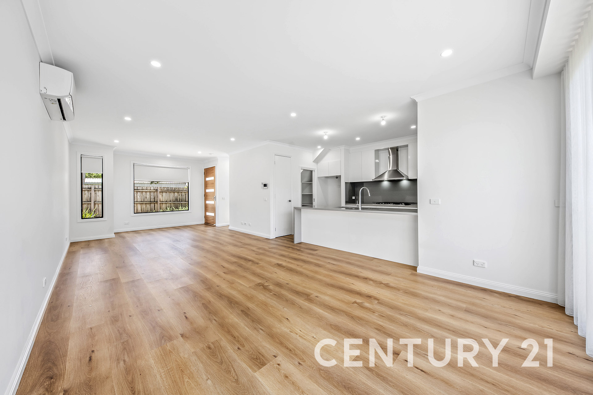 18 LATHAM CR, Dandenong North, South East Melbourne, 0 침실, 0 욕실, Townhouse