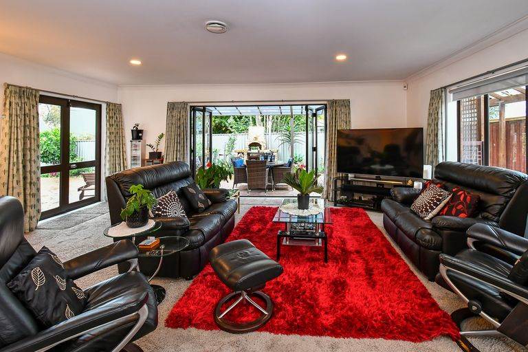 2/27 Queen Street, Papakura, Papakura, 3房, 2浴, House