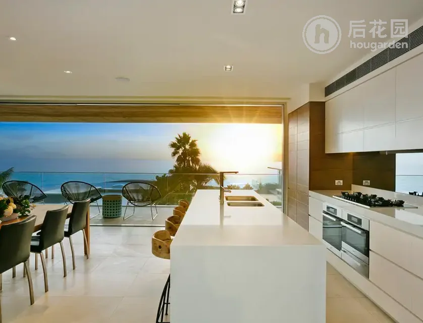 18 MOLONG ST, NORTH CURL CURL NSW 2099, 0部屋, 0バスルーム, House