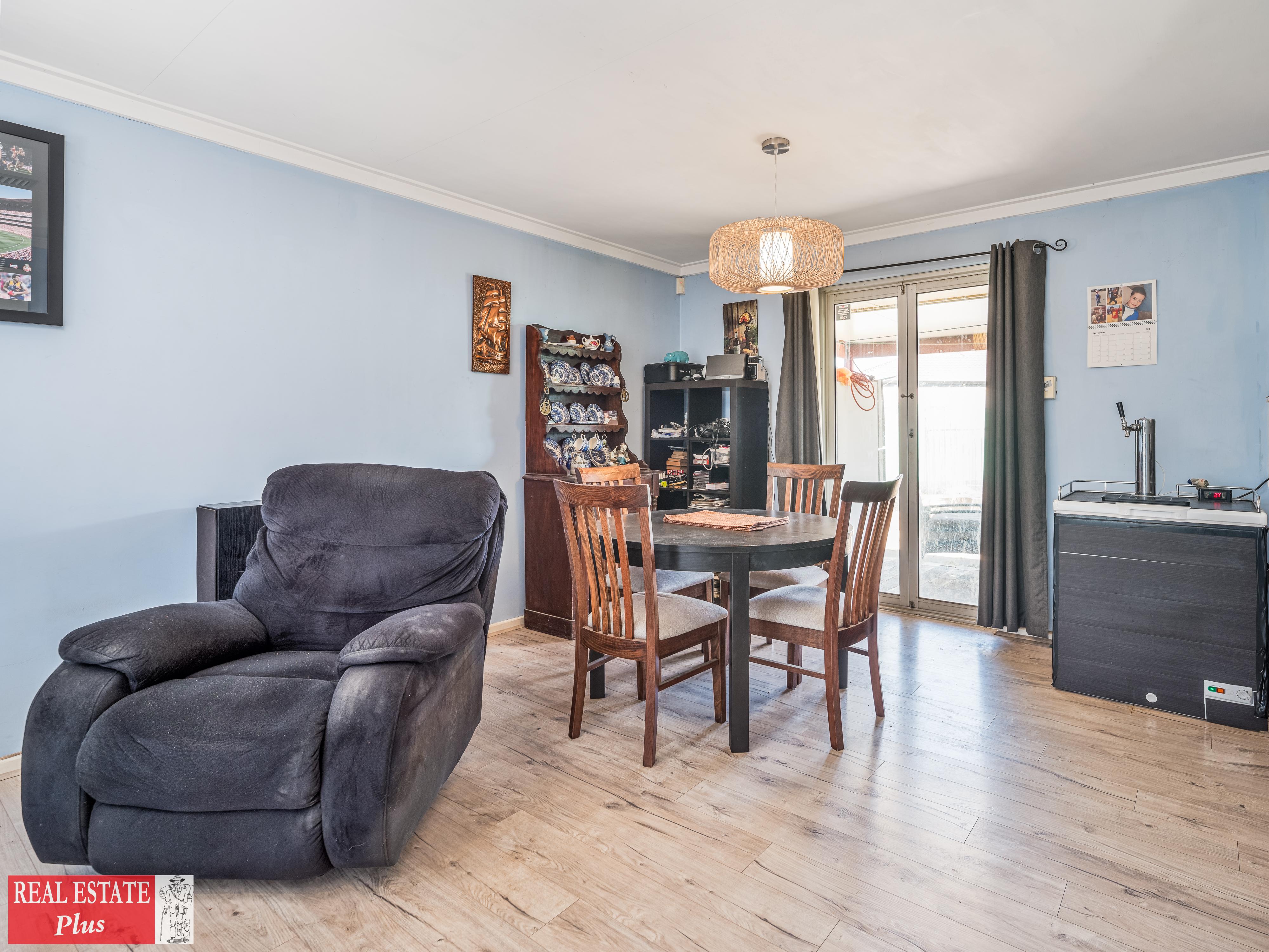 23 DORCHESTER RD, Forrestfield, Kalamunda, 0 कमरे, 0 बाथरूम, House