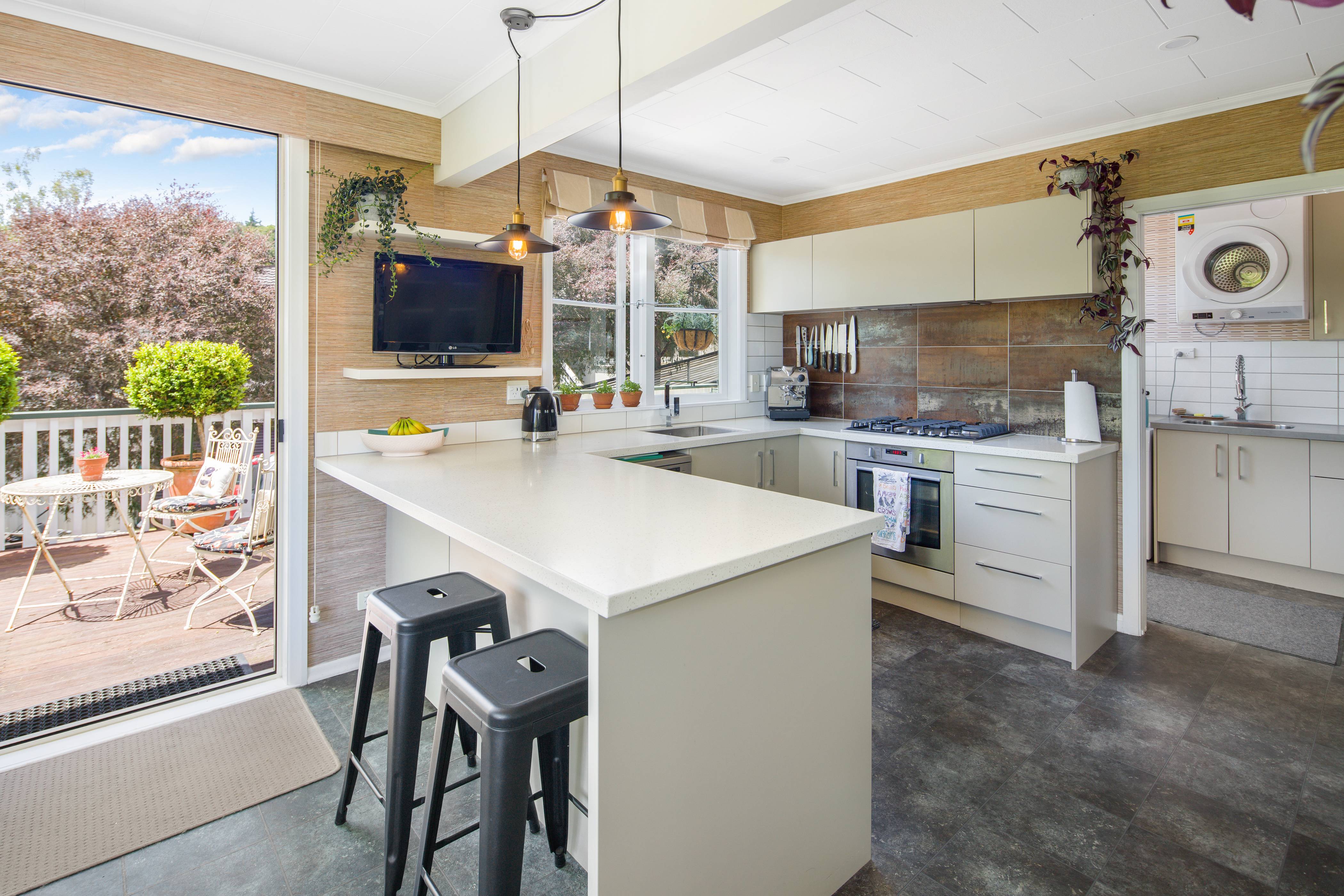 18 Chichester Drive, Pinehaven, Upper Hutt City, 3 chambres, 0 salles de bain