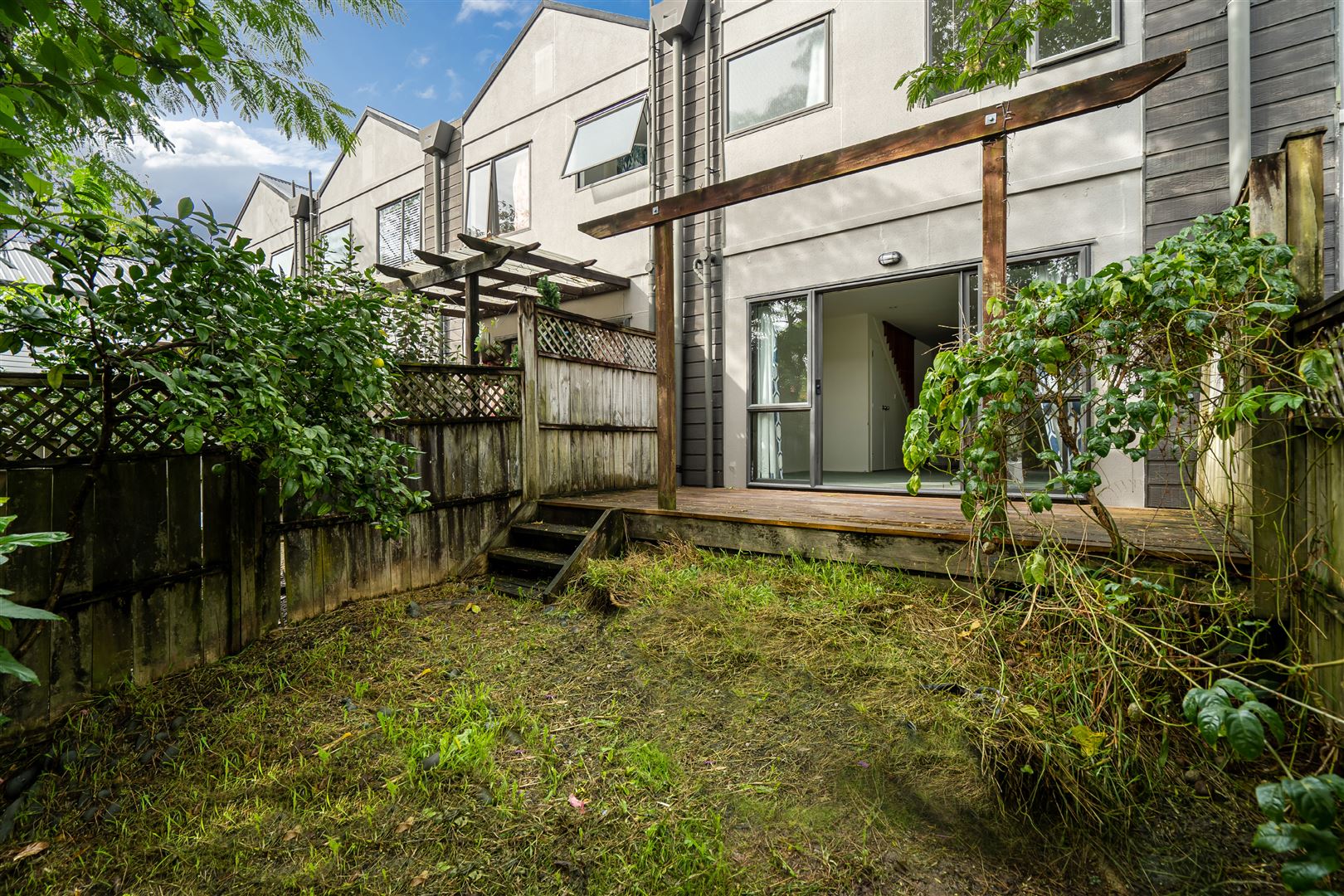 11/44 Fields Parade, Oteha, North Shore City, 2 રૂમ, 1 બાથરૂમ, Townhouse