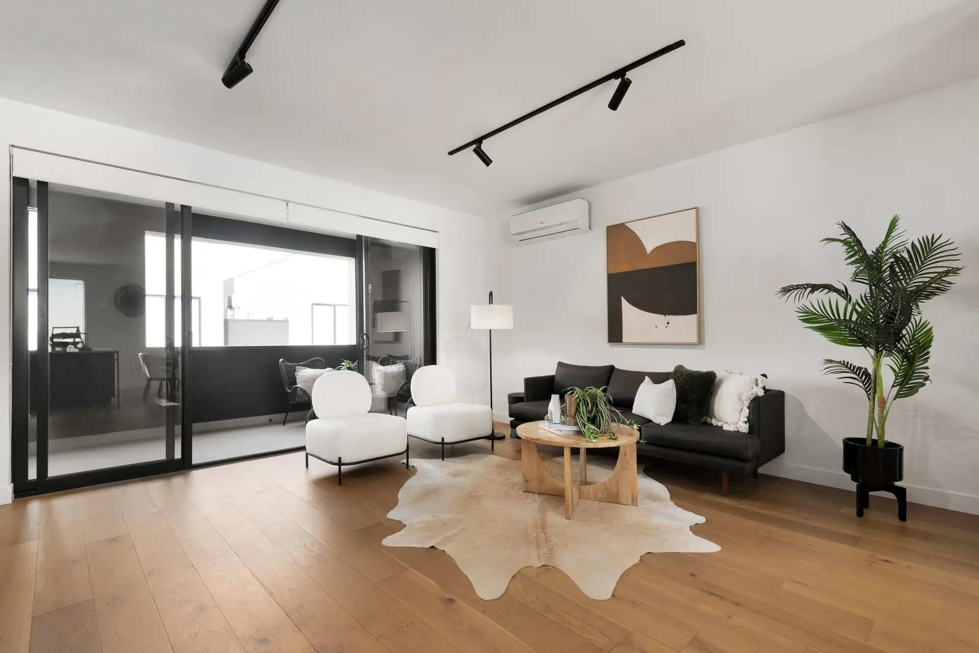 UNIT 305 10 MILLS BVD, Alphington, North Melbourne, 0部屋, 0バスルーム, Townhouse