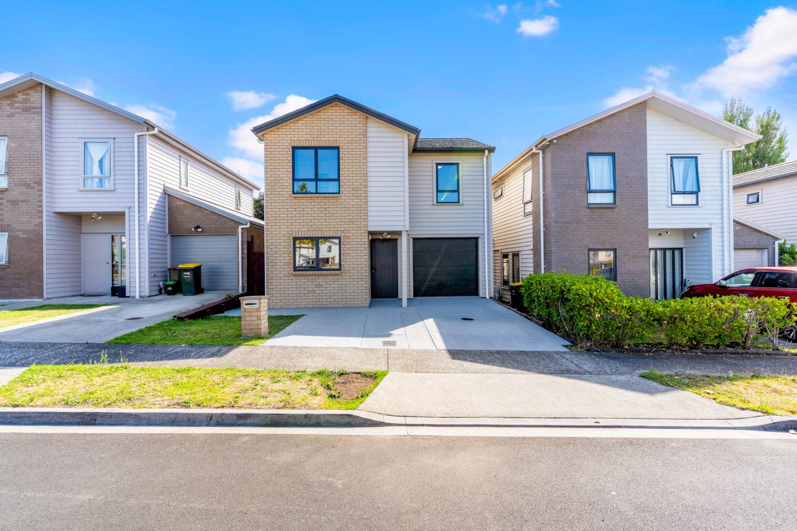 30 Tutuwhatu Crescent, Manurewa, Manukau City, 4 phòng ngủ, 1 phòng tắm, House