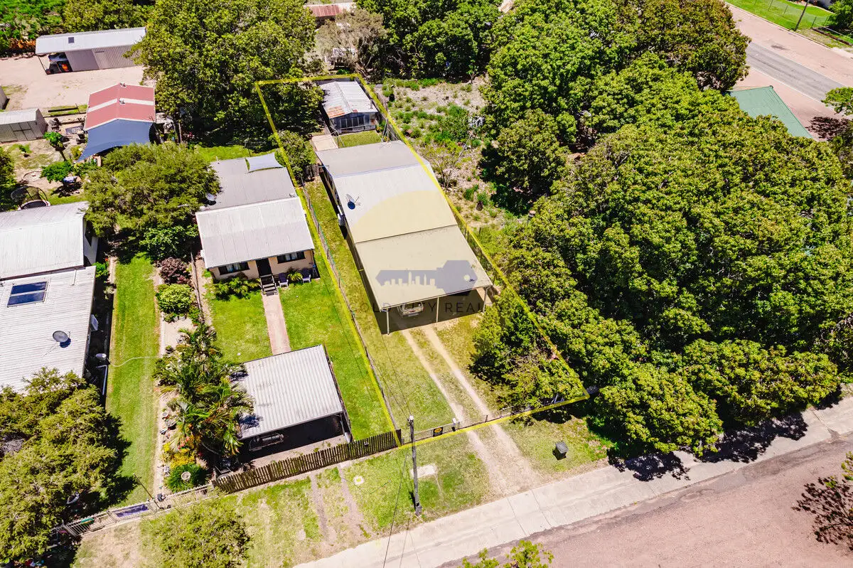 96 STUBLEY ST, Charters Towers City, Townsville, 0 غرف, 0 حمامات, House