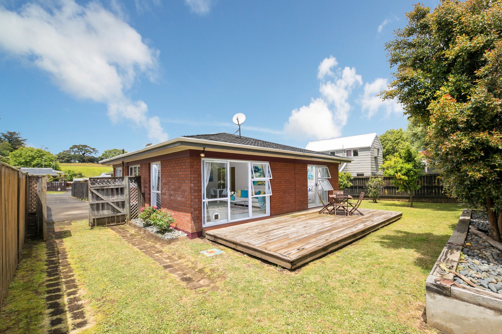 7a Imogene Way, Half Moon Bay, Manukau City, 2 Bedrooms, 1 Bathrooms
