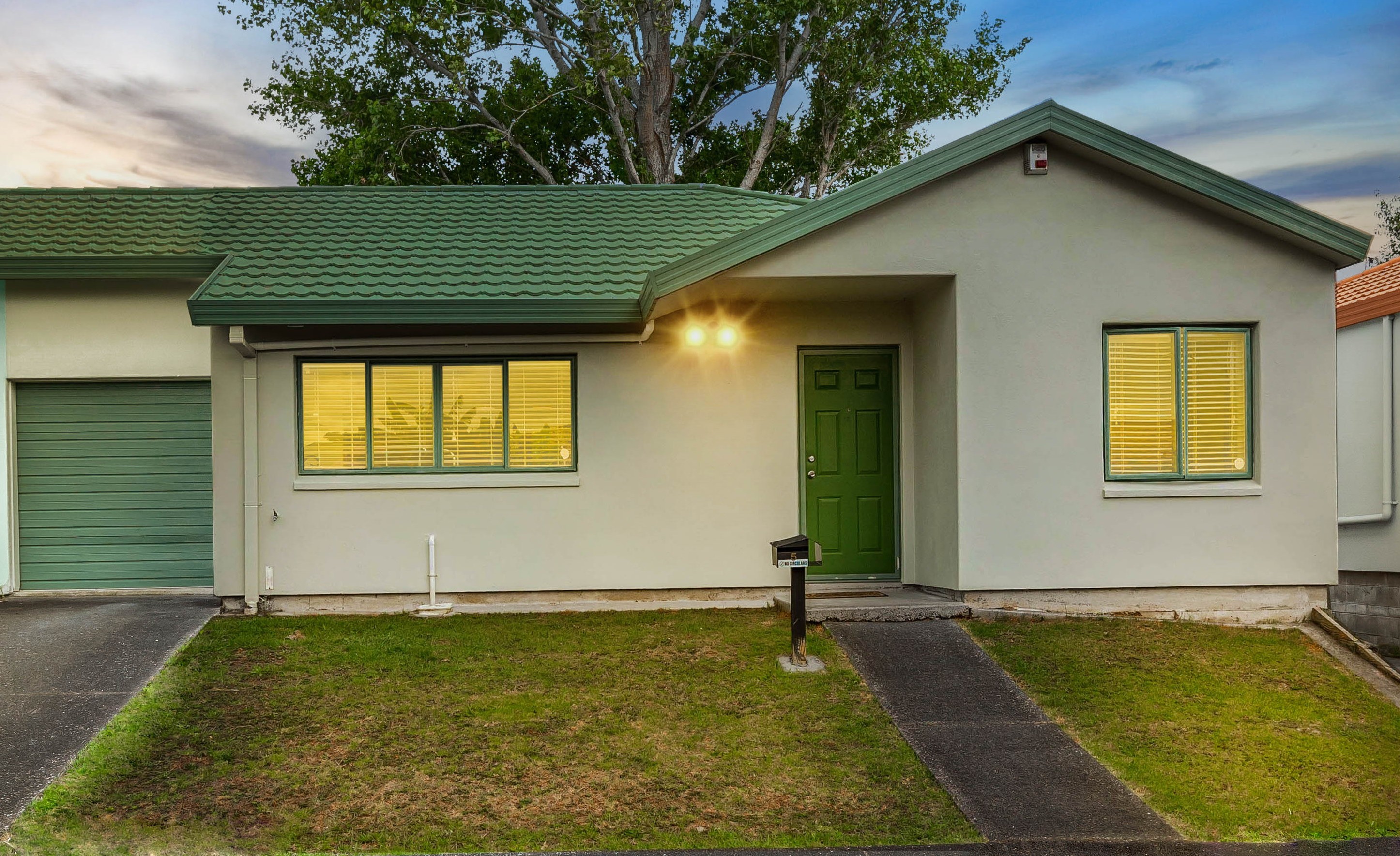 5 Neta Grove, Henderson, Waitakere City, 3 침실, 2 욕실, House