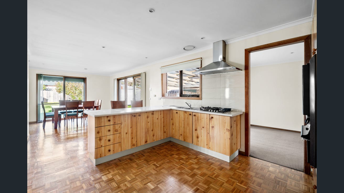 28 OAKDENE GR SOUTH, Altona Meadows, South West Melbourne, 0房, 0浴, House