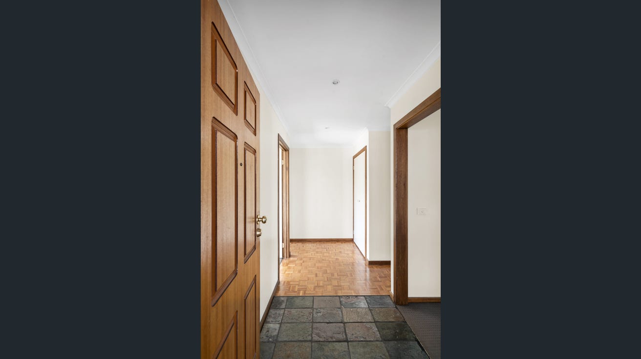 28 OAKDENE GR SOUTH, Altona Meadows, South West Melbourne, 0房, 0浴, House