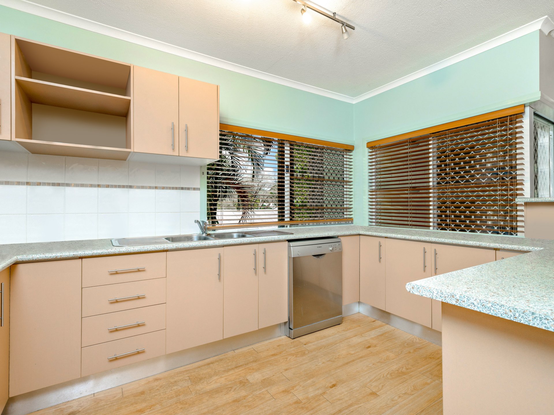 PACIFIC PALMS FRESHWATER UNIT 4 40-42 OLD SMITHFIELD RD, Freshwater, Cairns, 0 habitaciones, 0 baños, Unit