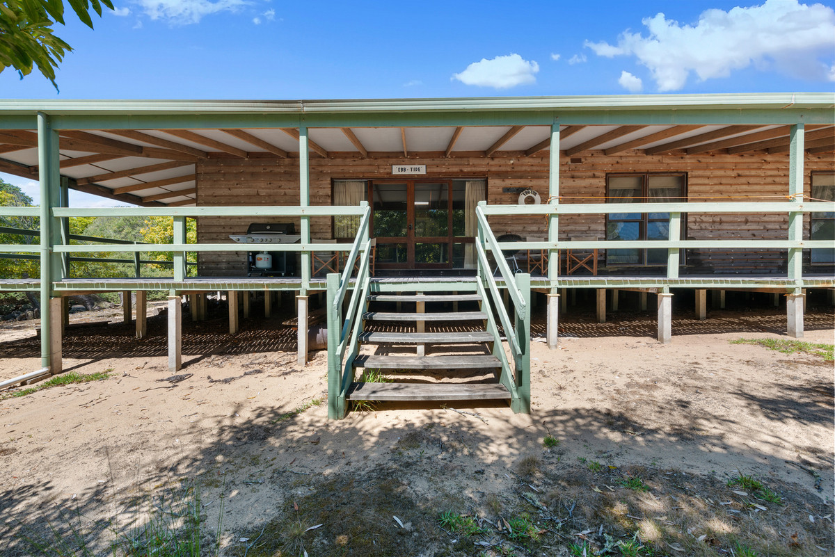 3 THE BALCONY, Lakes Entrance, Bairnsdale (North Gippsland), 0 phòng ngủ, 0 phòng tắm, House