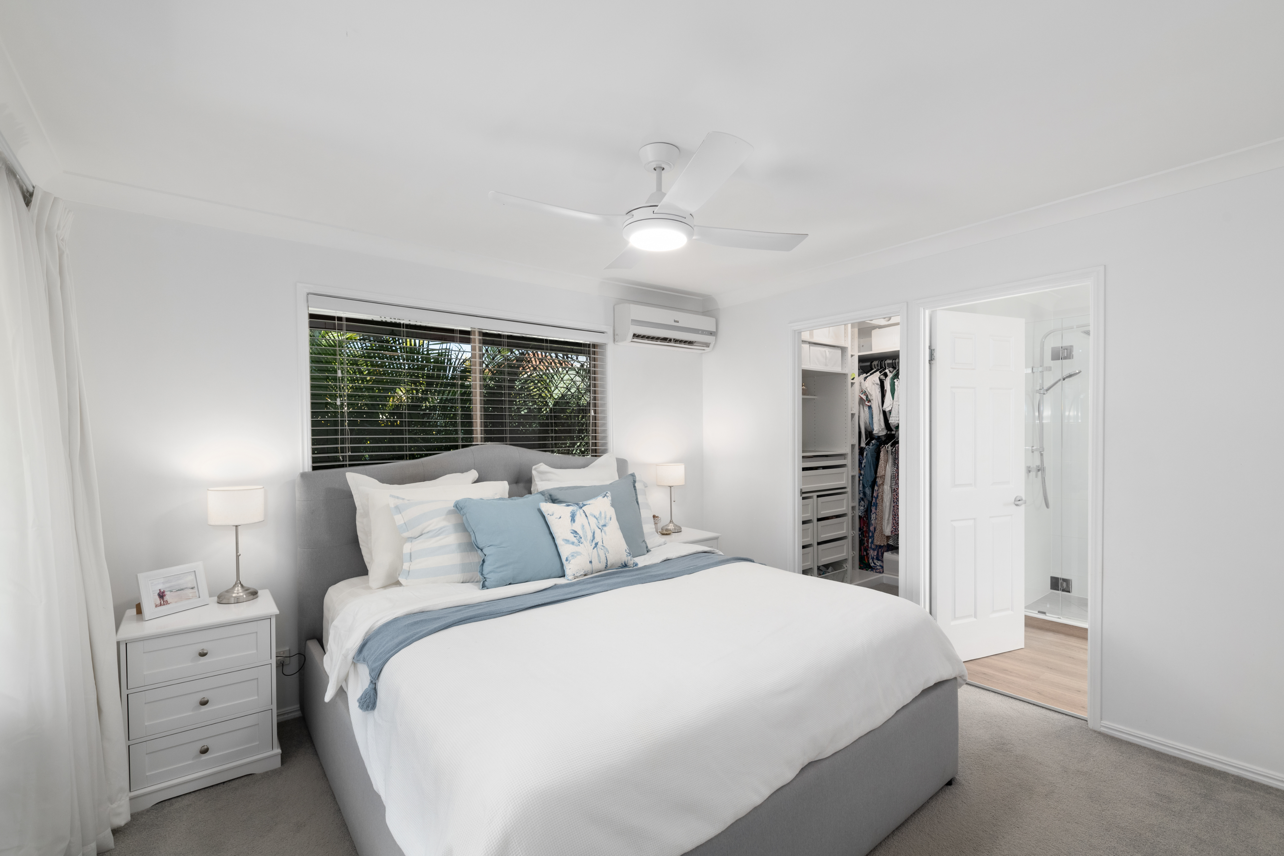12 BENBEK CCT, SUNNYBANK HILLS QLD 4109, 0 Bedrooms, 0 Bathrooms, House