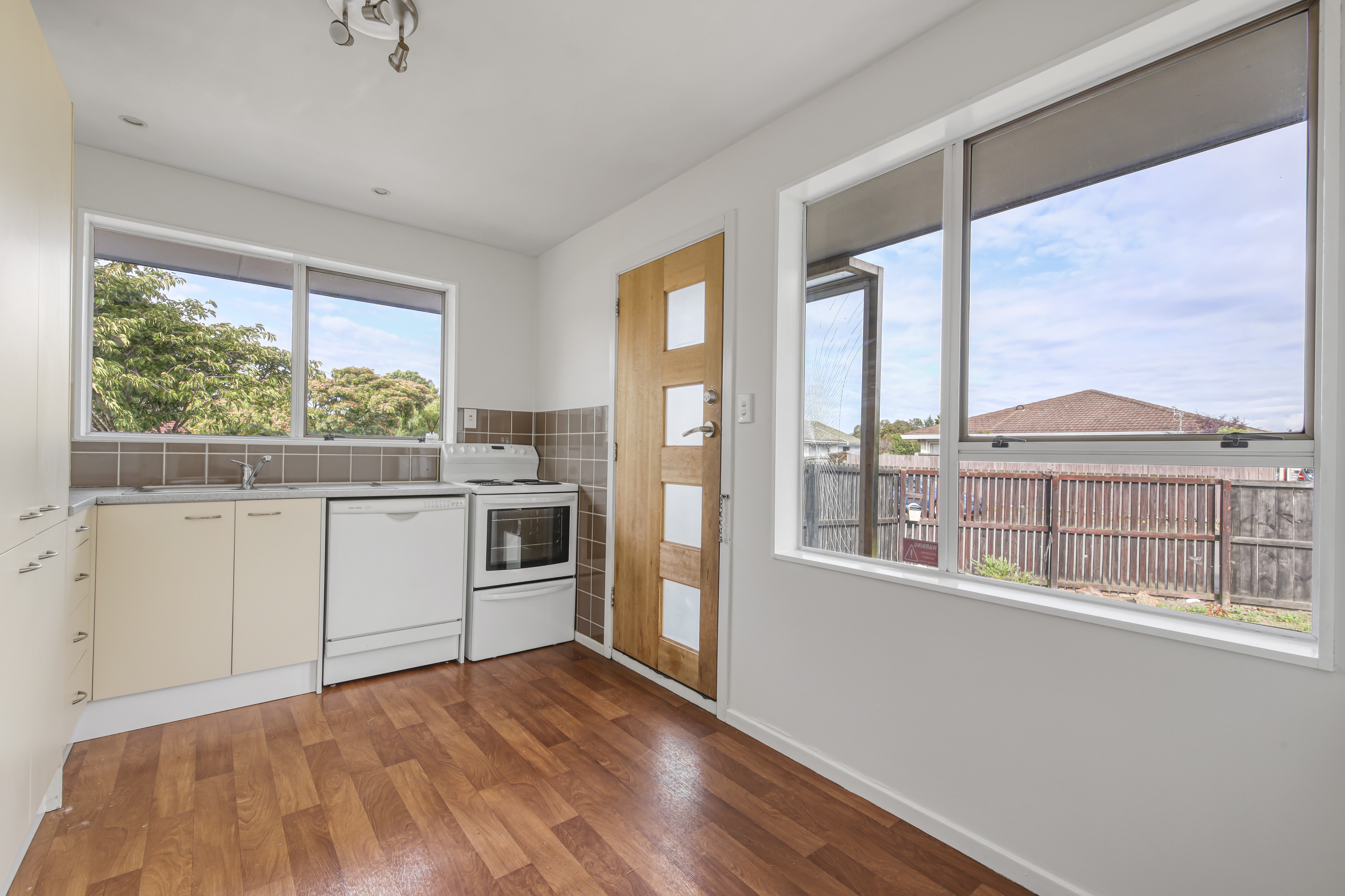 1/9 Wanstead Place, Woolston, Christchurch City, 2 ਕਮਰੇ, 1 ਬਾਥਰੂਮ, House