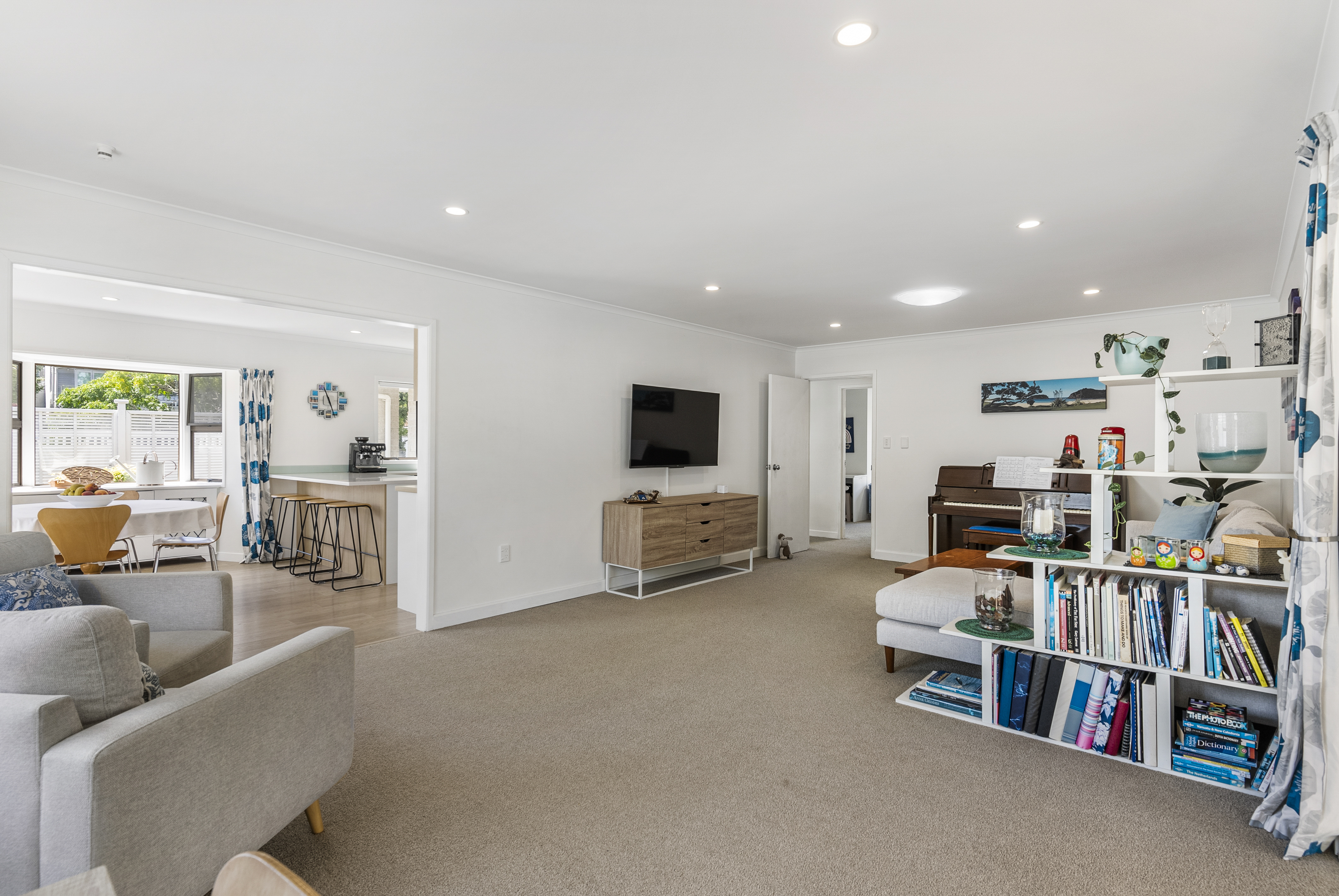 35 The Circle, Manly, Rodney, 3 Bedrooms, 2 Bathrooms, House