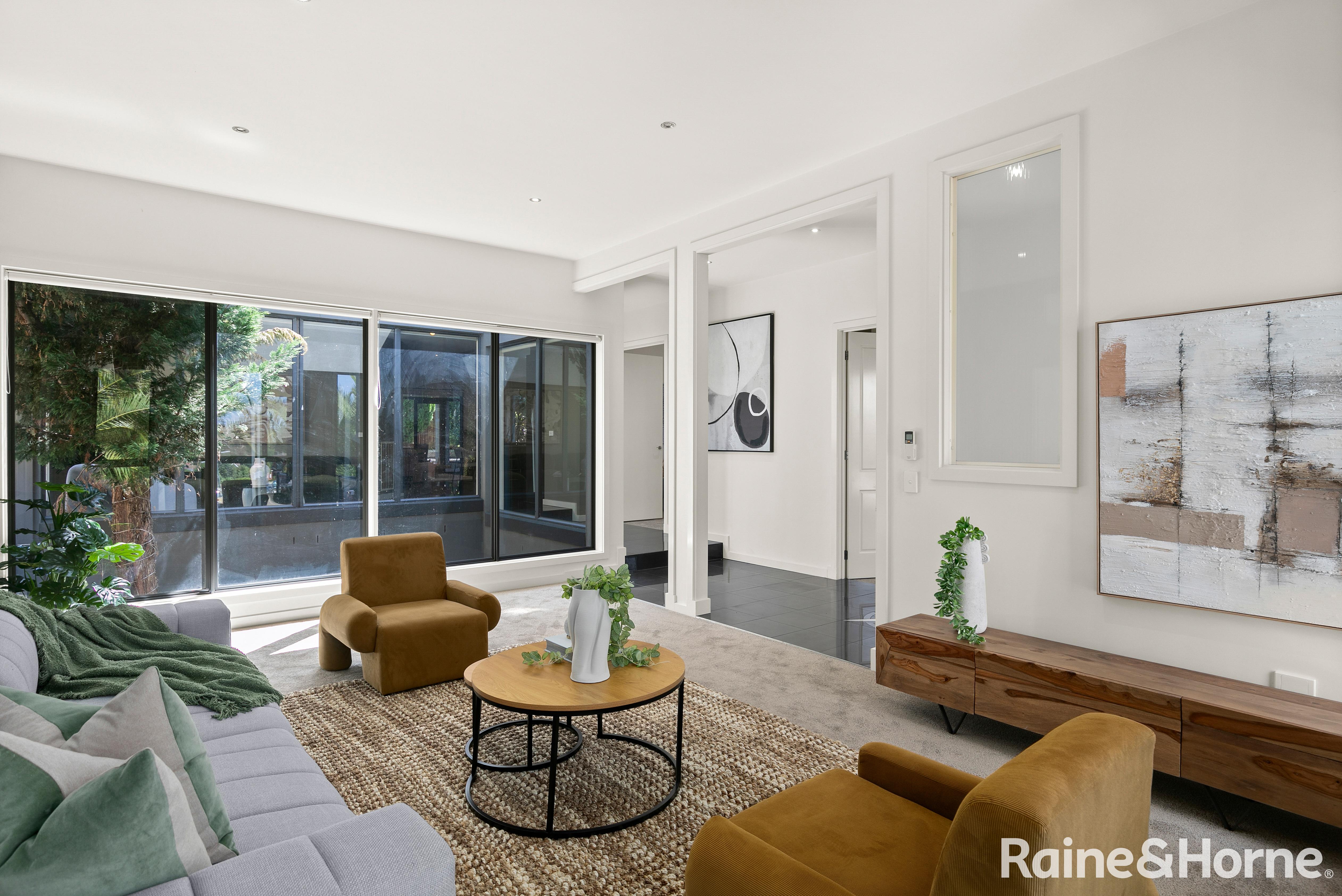 63 RAVENHILL BVD, Roxburgh Park, North Melbourne, 0 غرف, 0 حمامات, House