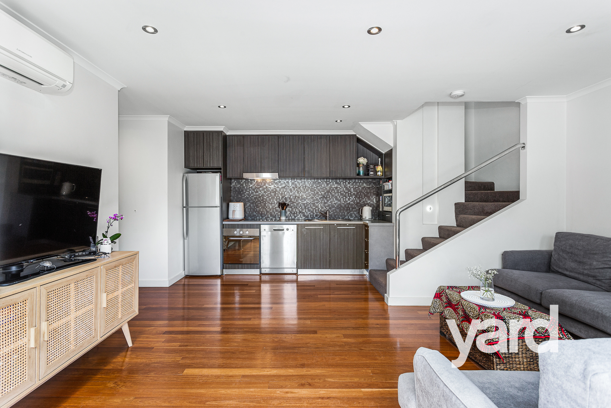 UNIT 8 31 POLLARD ST, Glendalough, Perth CBD, 0 habitaciones, 0 baños, Townhouse