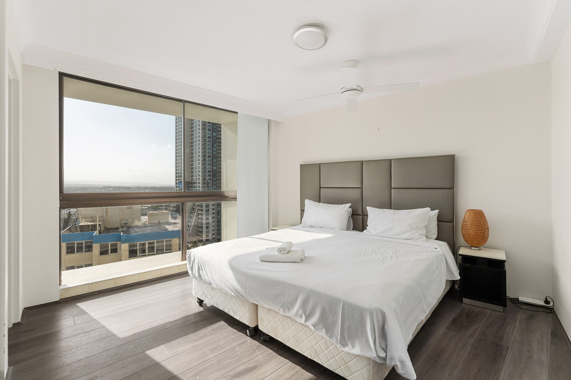 IMPERIAL SURF UNIT 17E 80 THE ESPLANADE, Surfers Paradise, Gold Coast, 0部屋, 0バスルーム, House