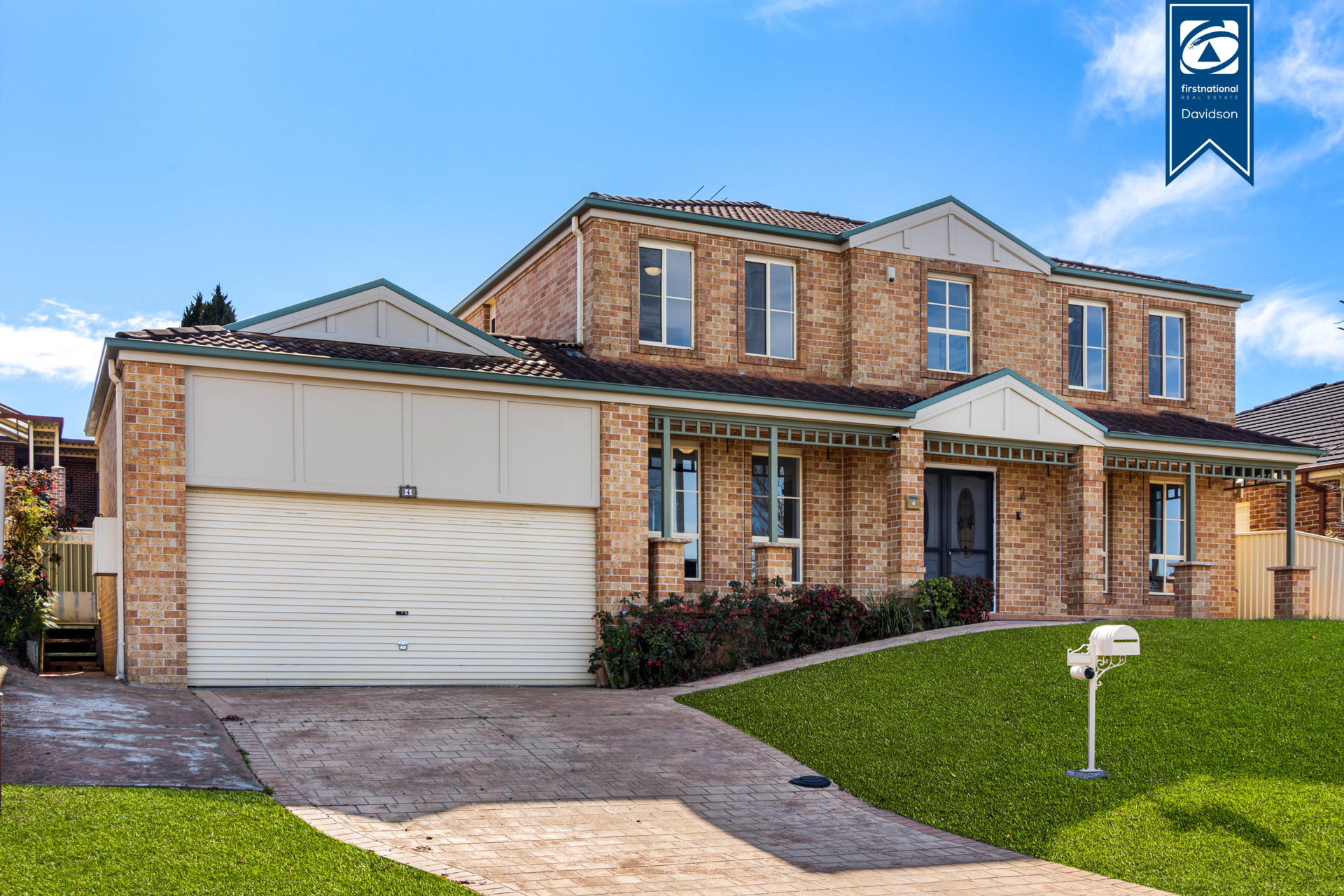4 HAMBLEDON WAY, West Hoxton, South Western Suburbs, 0 कमरे, 0 बाथरूम, House