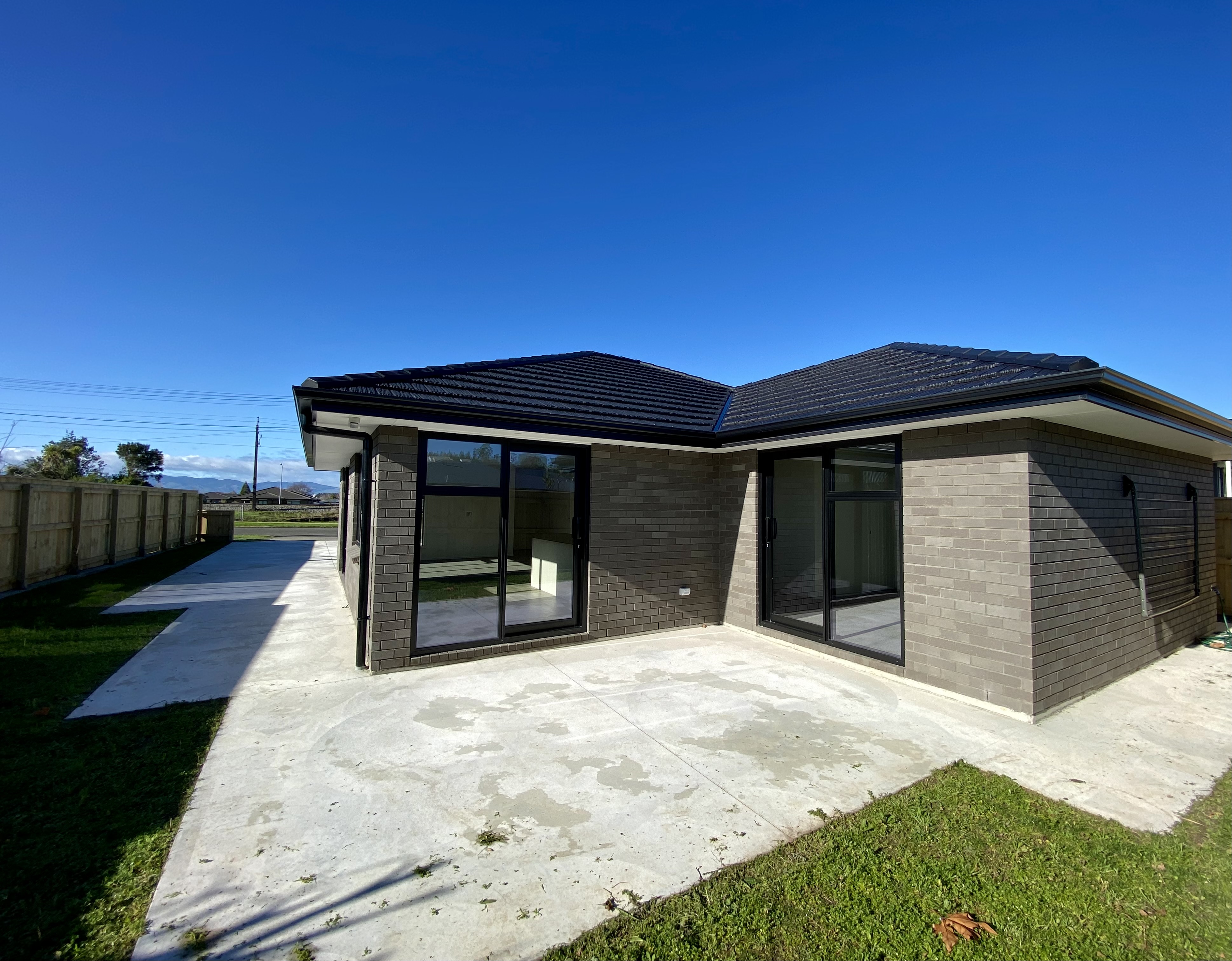 30 Lethbridge Street, Feilding, Manawatu, 3 Bedrooms, 2 Bathrooms, House