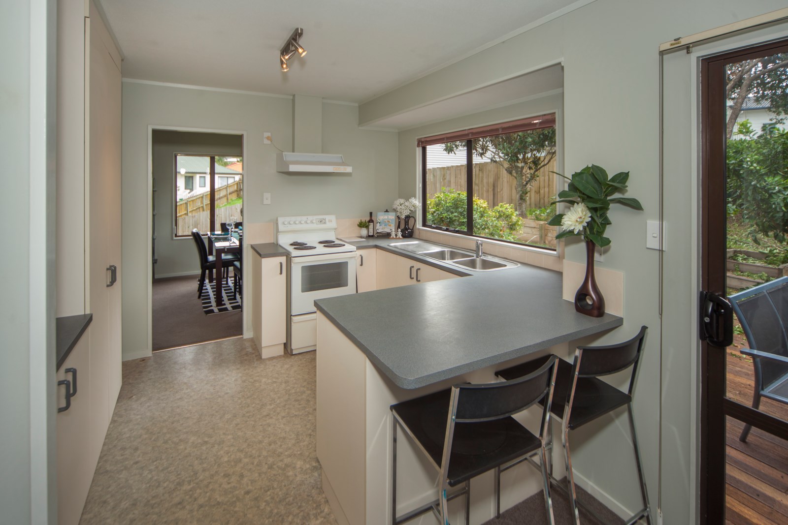 9 Clarion Place, Glendene, Waitakere City, 3 Kuwarto, 1 Banyo