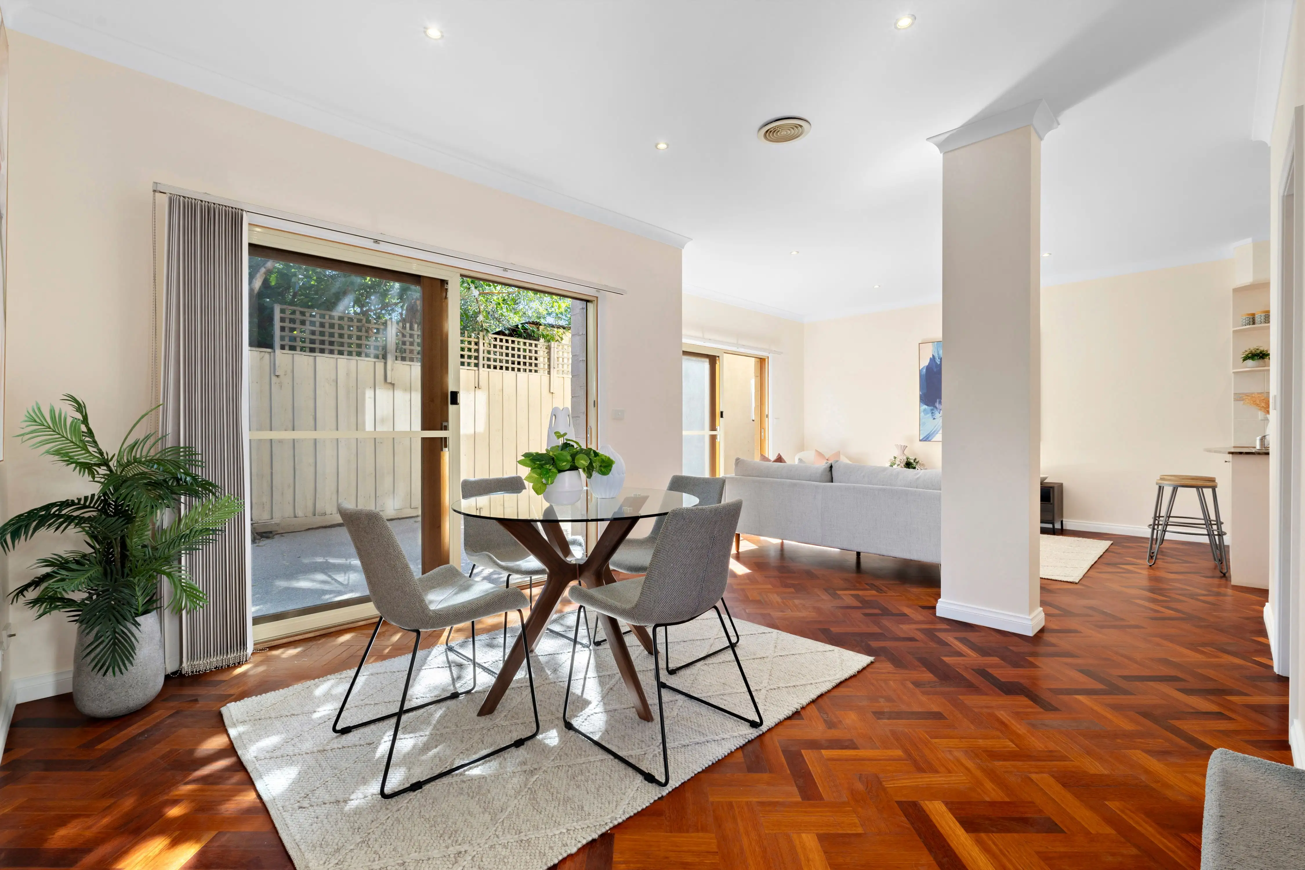7 BLETCHLEY RD, Hughesdale, Bayside, 0房, 0浴, Townhouse