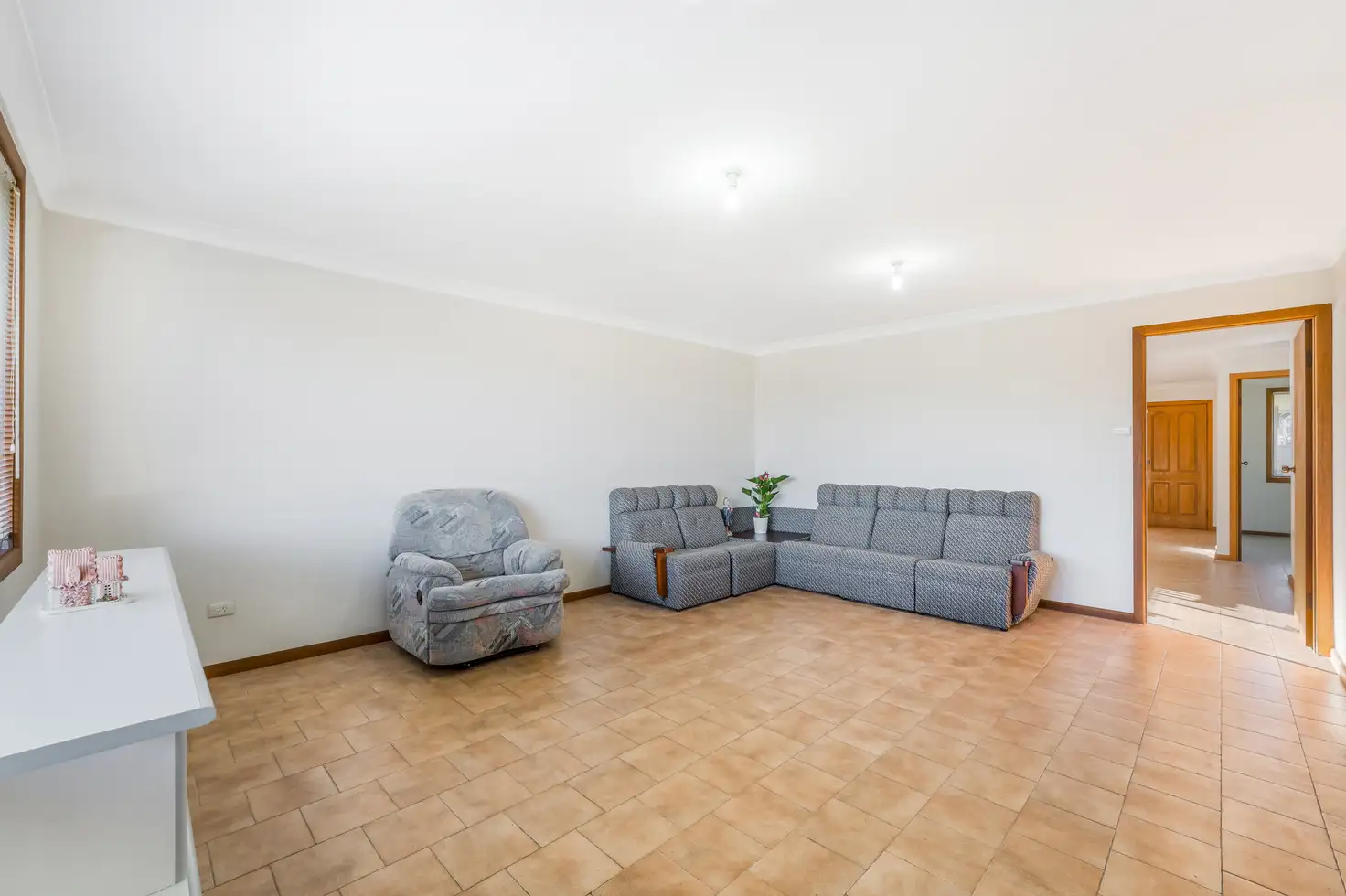 6 WOODLANDS AV, BOSSLEY PARK NSW 2176, 0 રૂમ, 0 બાથરૂમ, House