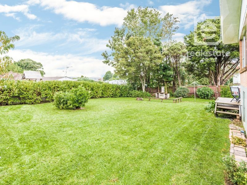 11 Baringa Place, Botany Downs, Manukau City, 4 habitaciones, 2 baños, House