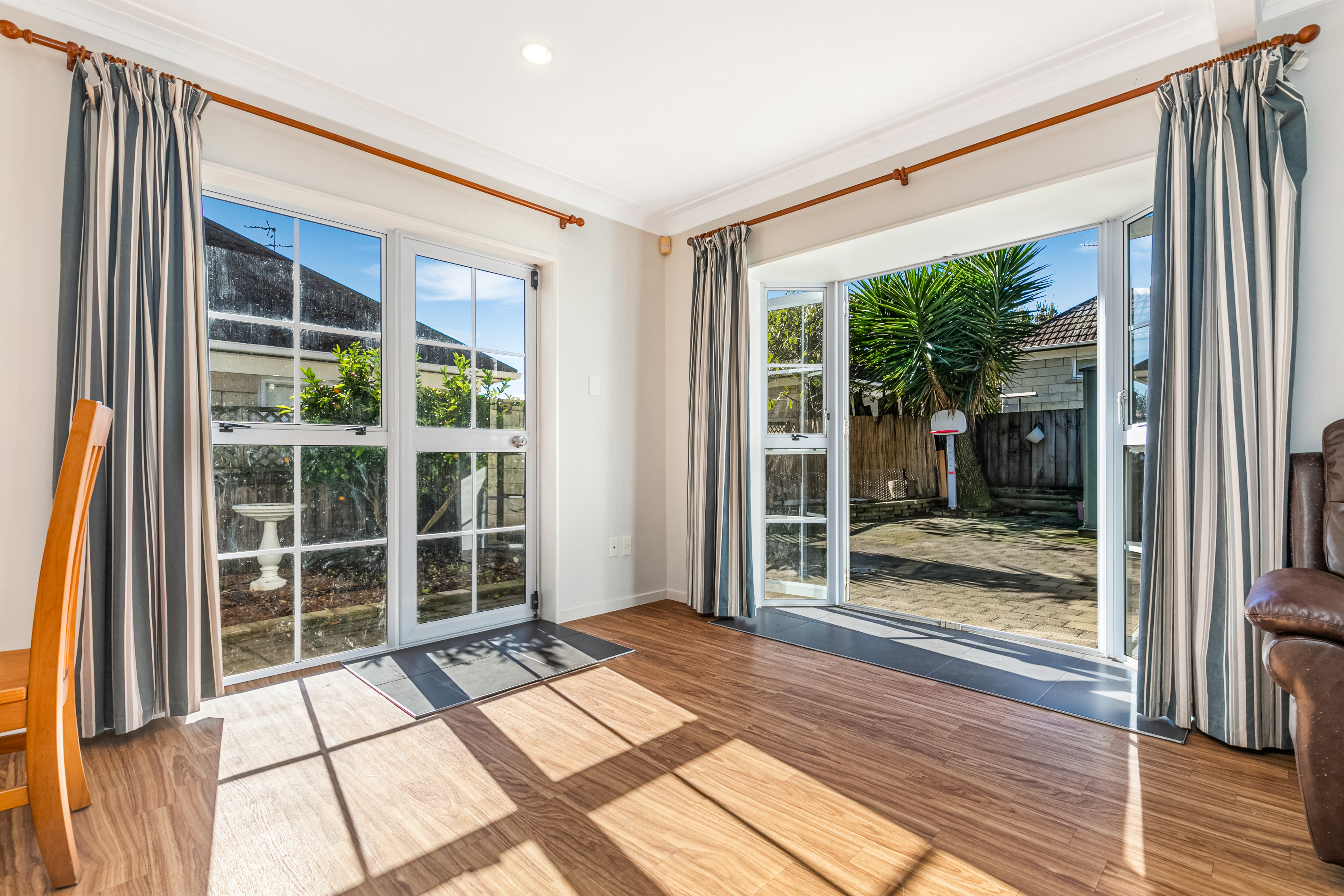 1/10 Grande Vue Road, Hillpark, Manukau City, 4 غرف, 0 حمامات, House