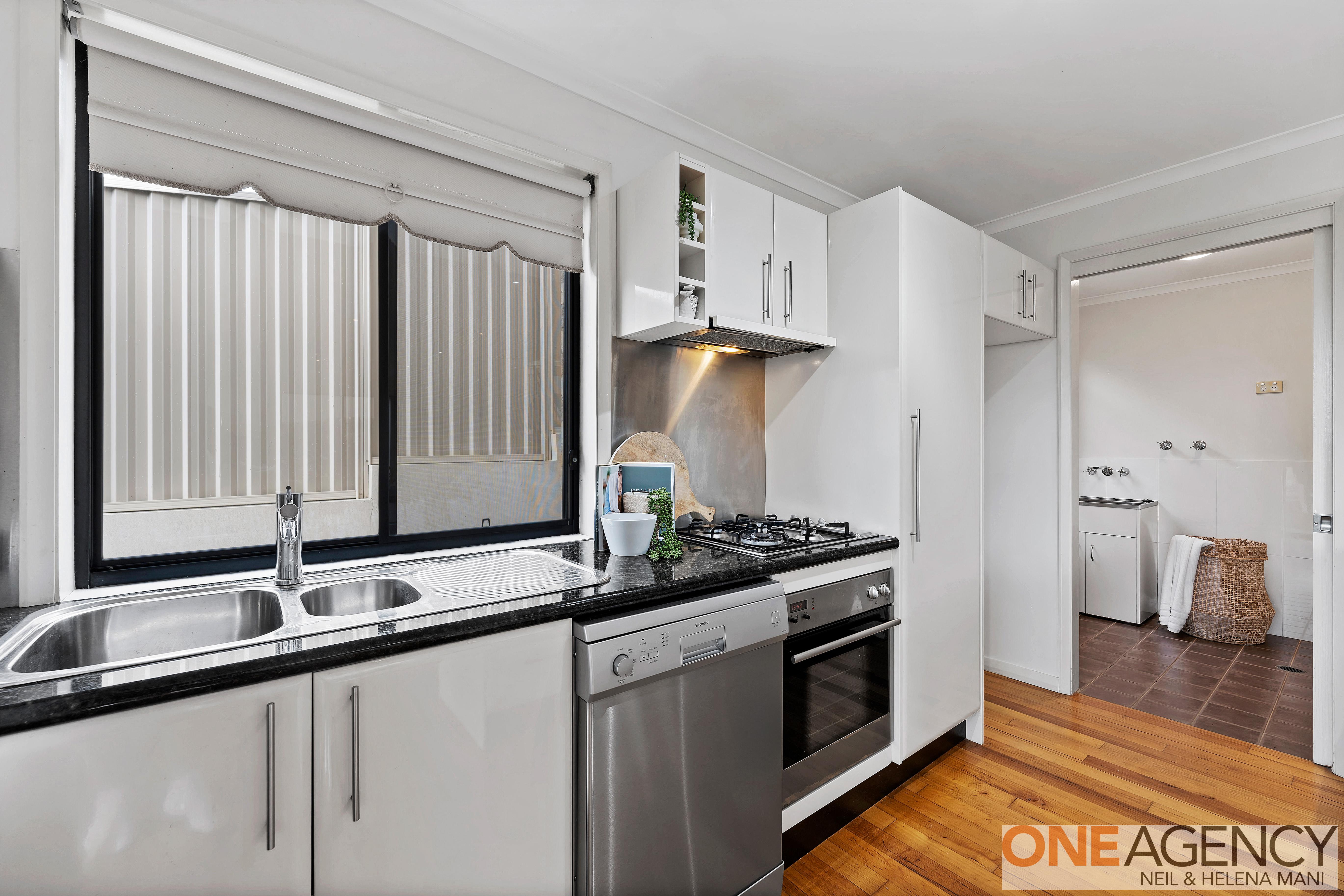 UNIT 1 32 DONNISON ST WEST, West Gosford, Central Coast, 0房, 0浴, Townhouse