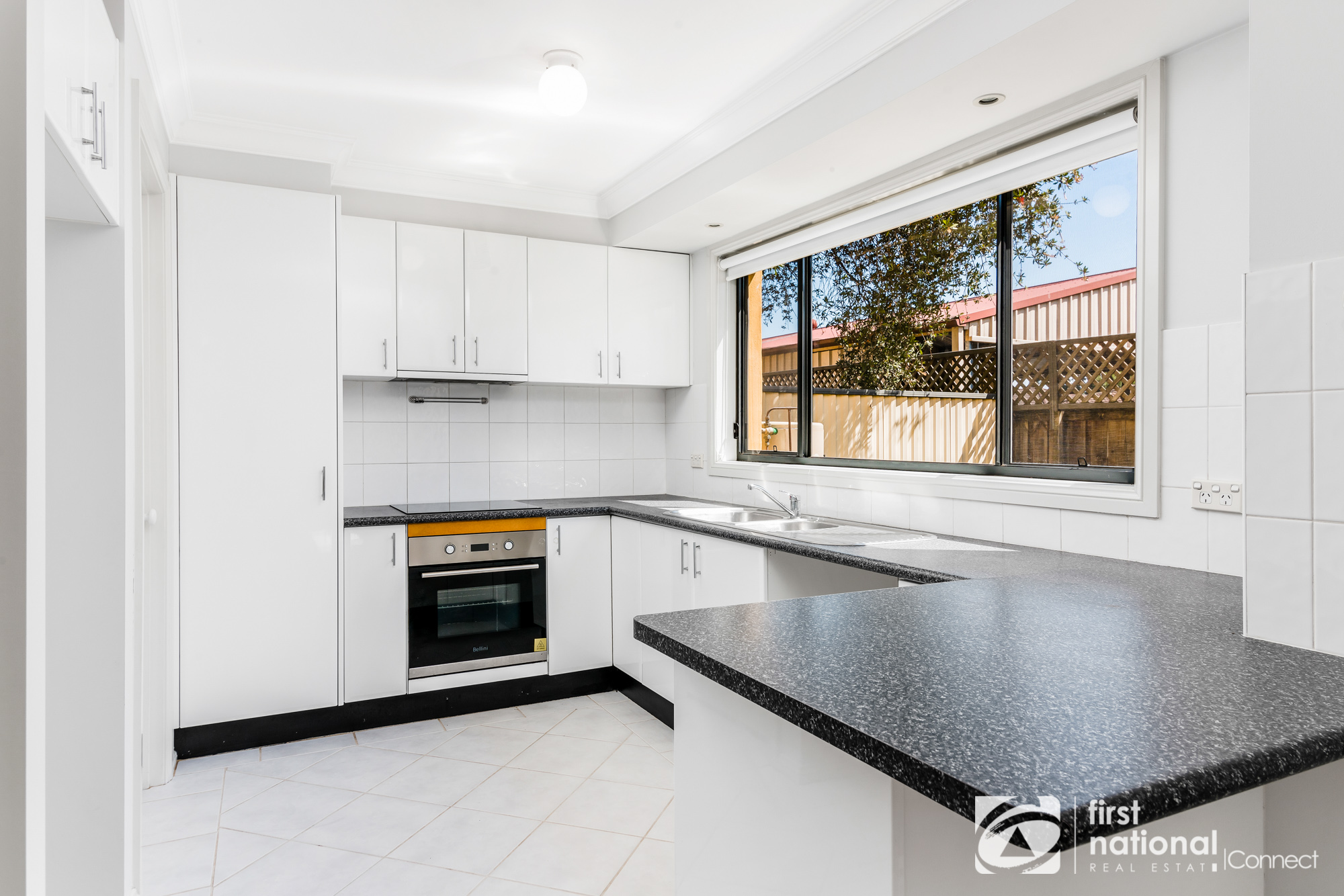 UNIT 13 63 BELLS LINE OF ROAD, North Richmond, Outer Western Sydney, 0 ห้องนอน, 0 ห้องน้ำ, Townhouse
