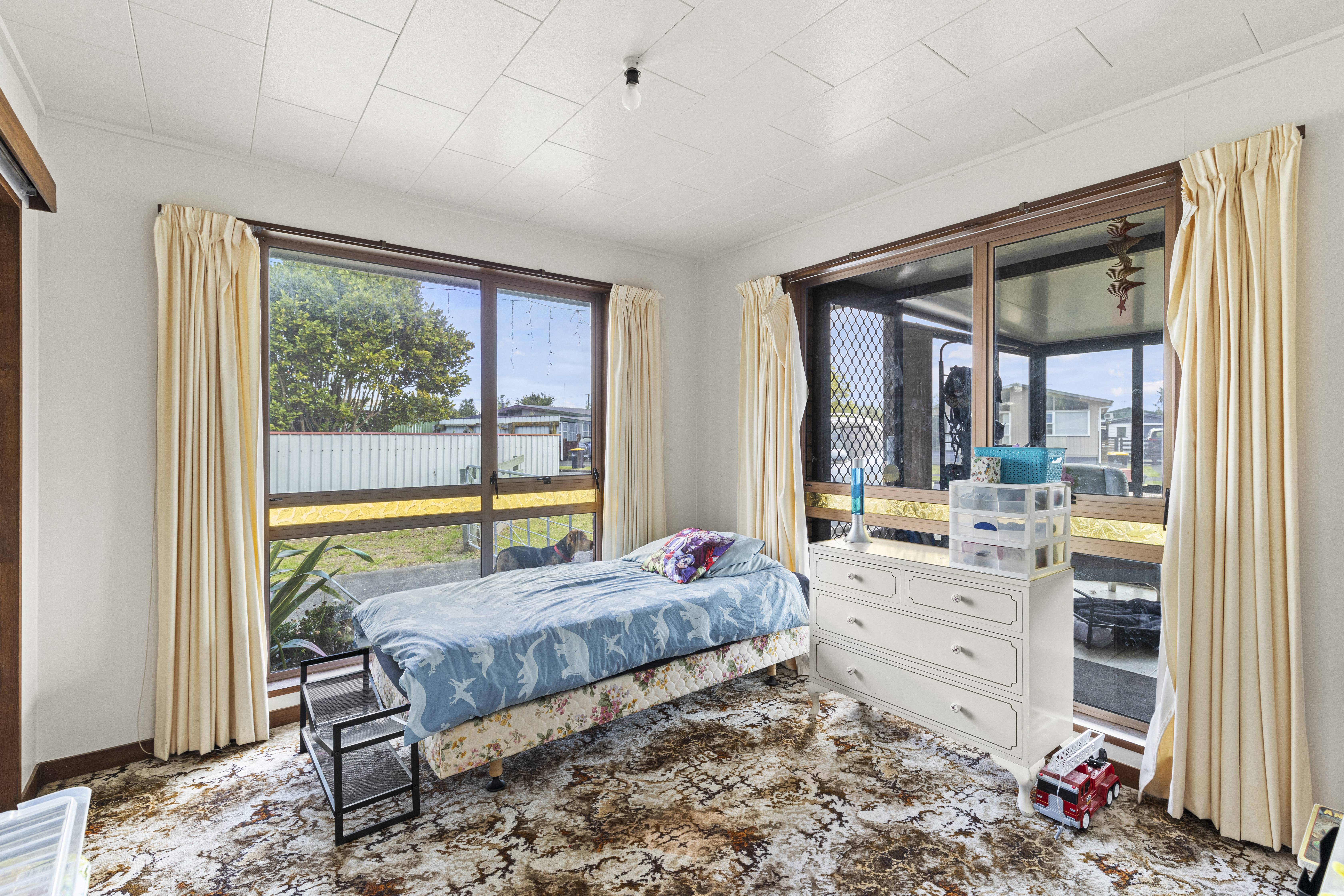 2 Ashdown Crescent, Feilding, Manawatu, 3 कमरे, 1 बाथरूम, House