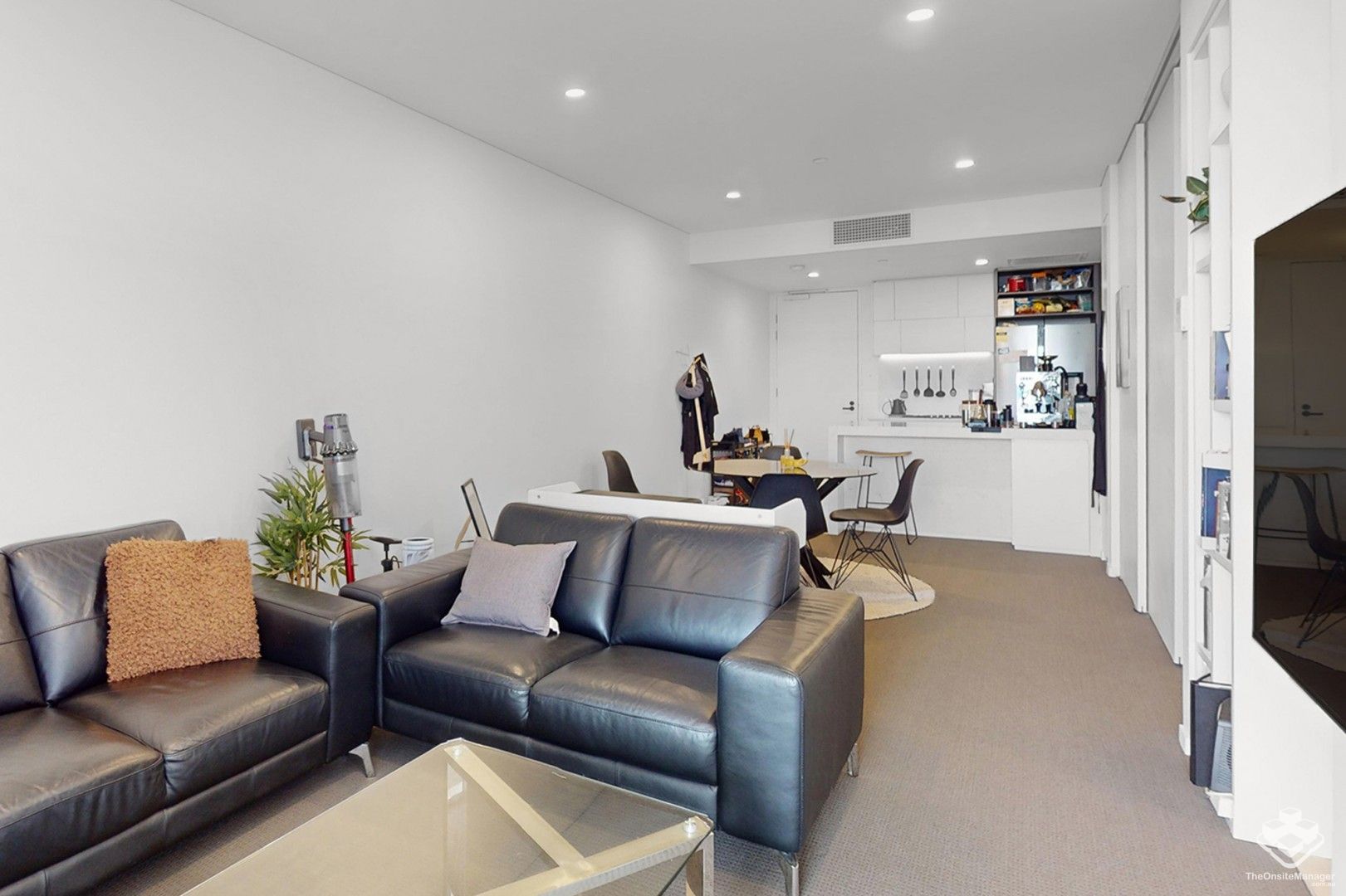 62 LOGAN RD, WOOLLOONGABBA QLD 4102, 0 Bedrooms, 0 Bathrooms, Unit