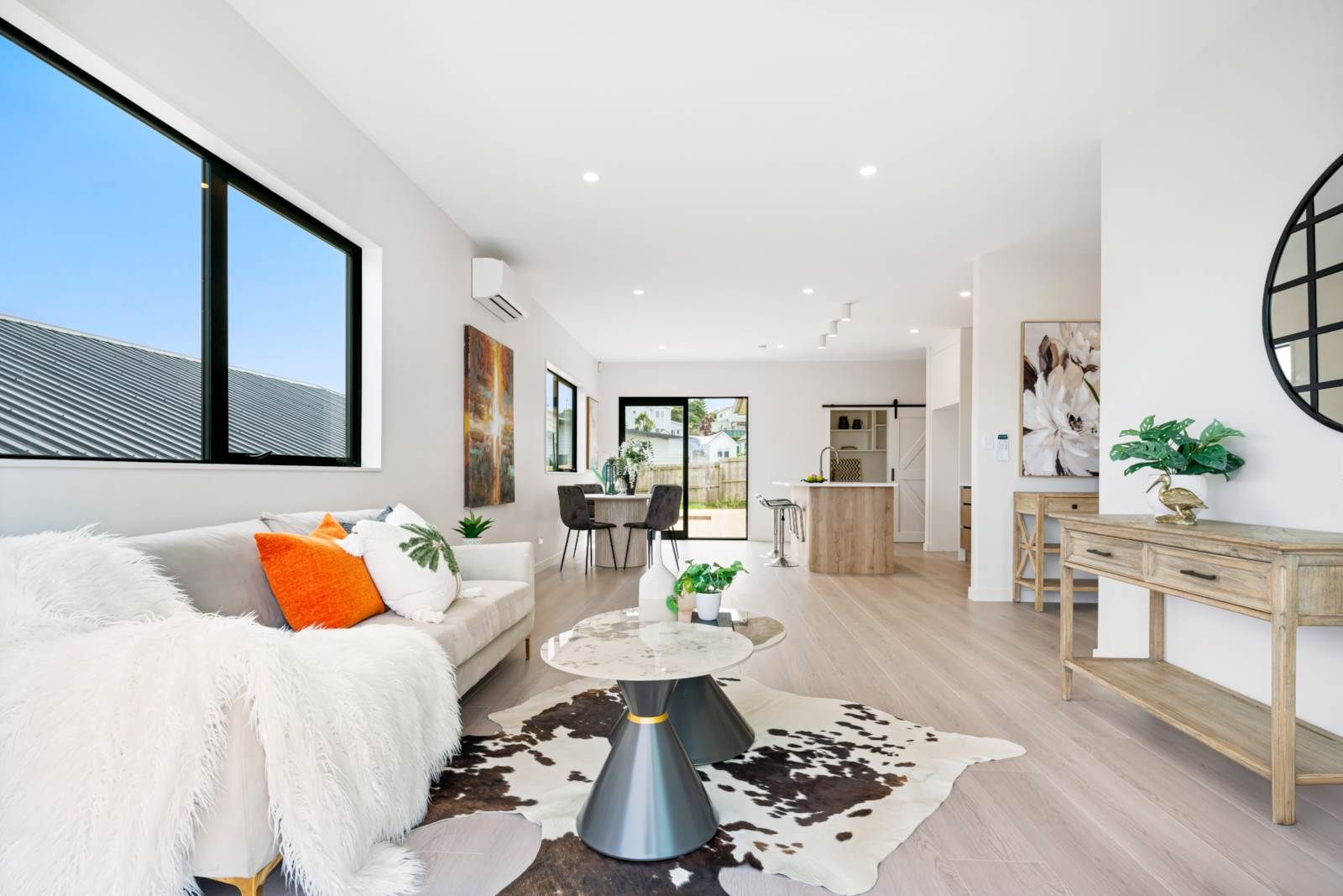 4 Whakairo Crescent, Gulf Harbour