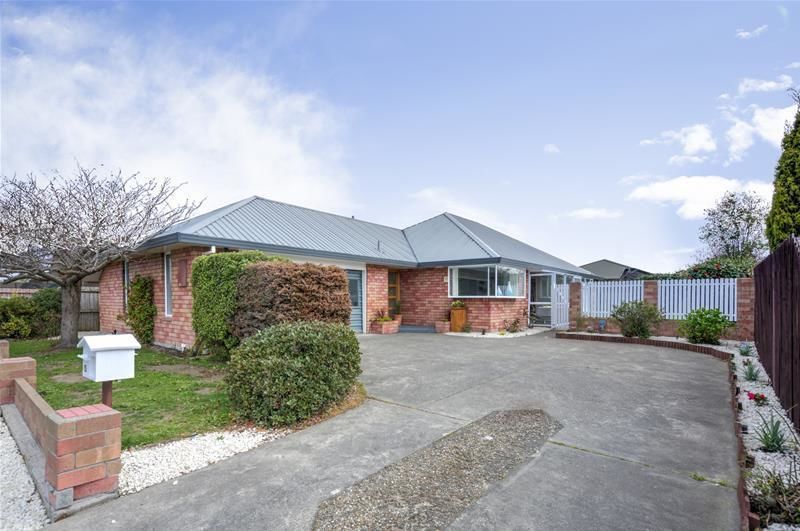 15 Giles Place, Shirley, Christchurch City, 3 રૂમ, 0 બાથરૂમ
