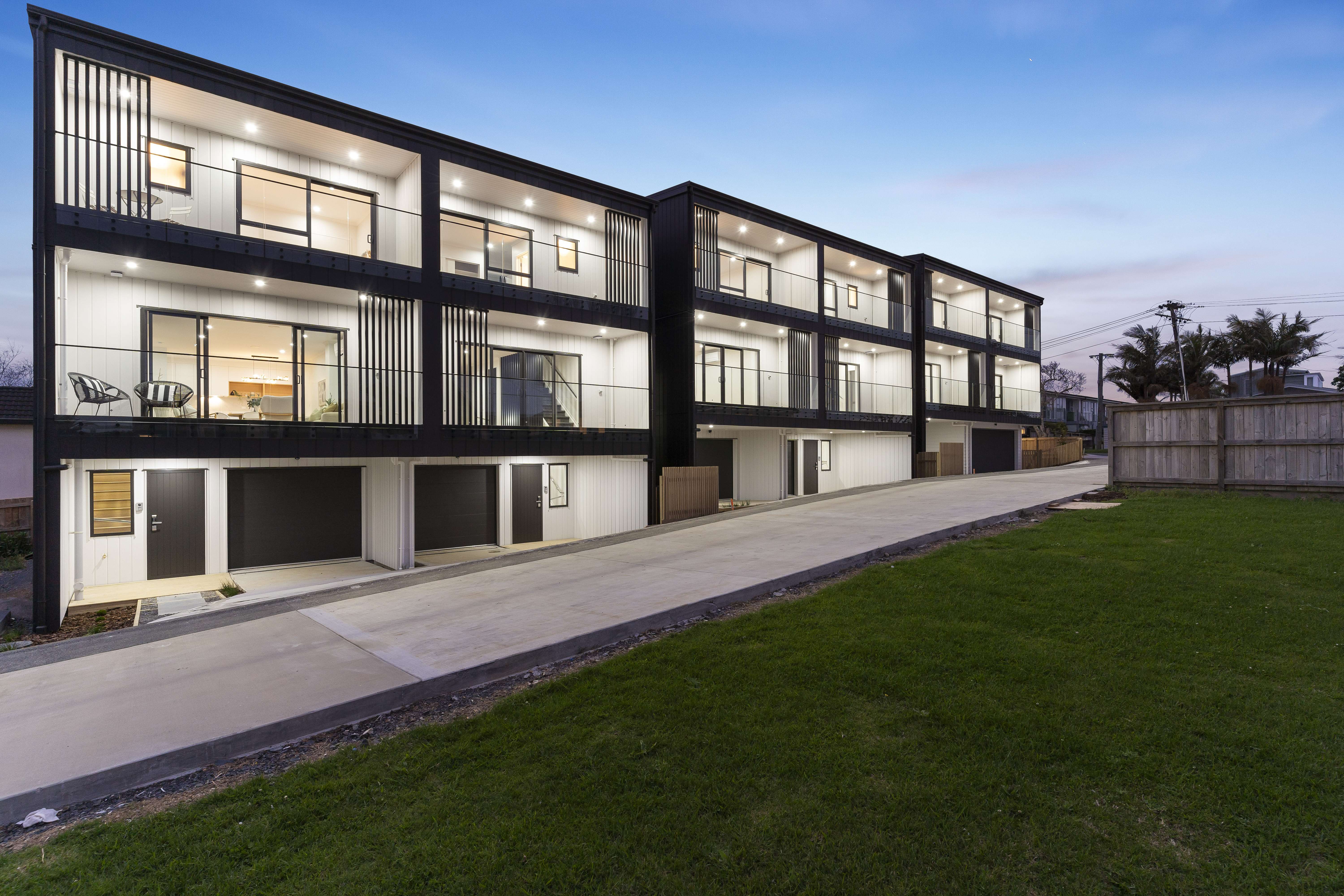 2/179 Meadowbank Road, Meadowbank, Auckland, 4 Bedrooms, 3 Bathrooms, House