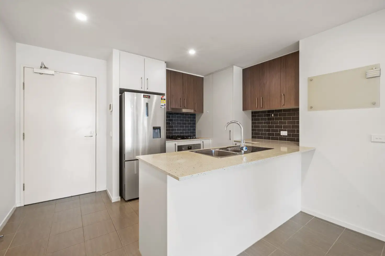 Unit 65/2 HINDER STREET, GUNGAHLIN, 0部屋, 0バスルーム, Apartment