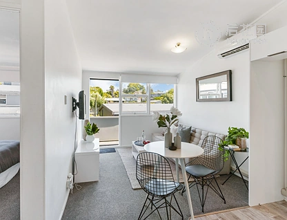 5/11 Don Croot Street, Morningside, Auckland, 2 slaapkamers, 1 badkamers