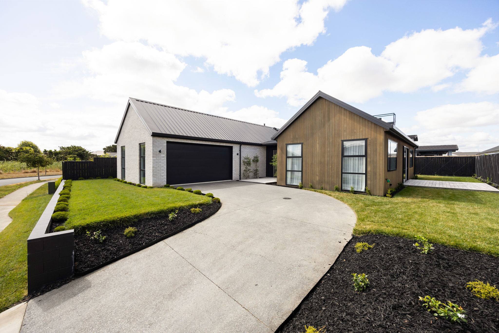 23 The Meadows Drive, Flagstaff